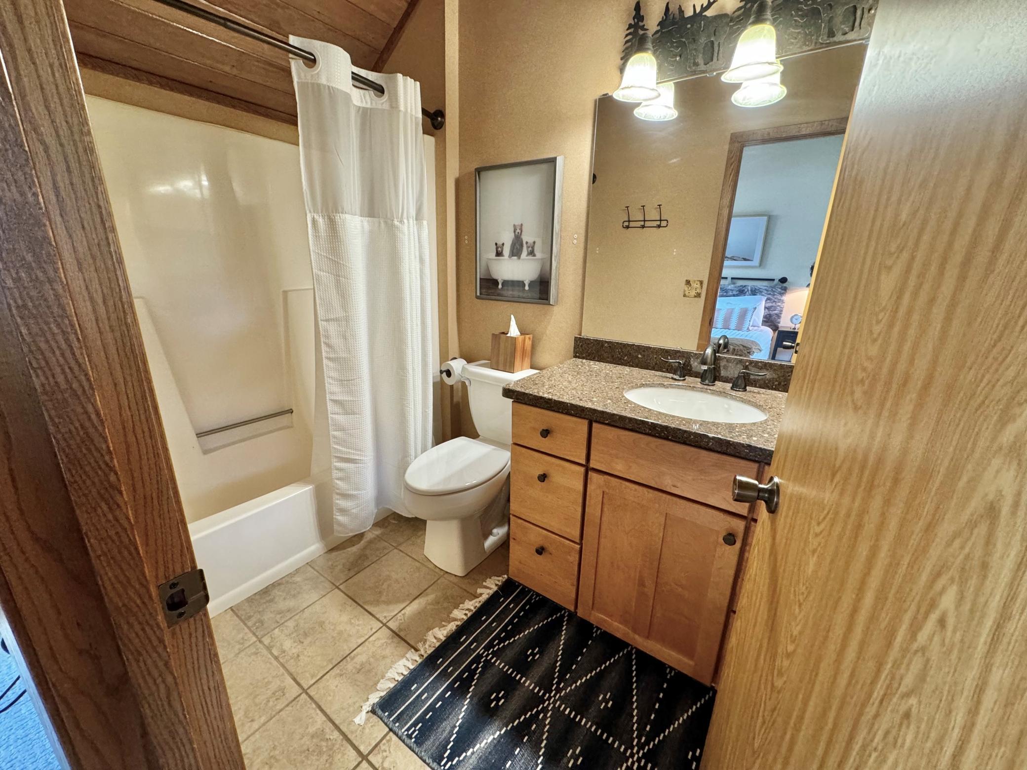 511 Moose Mountain Drive Property Photo 13