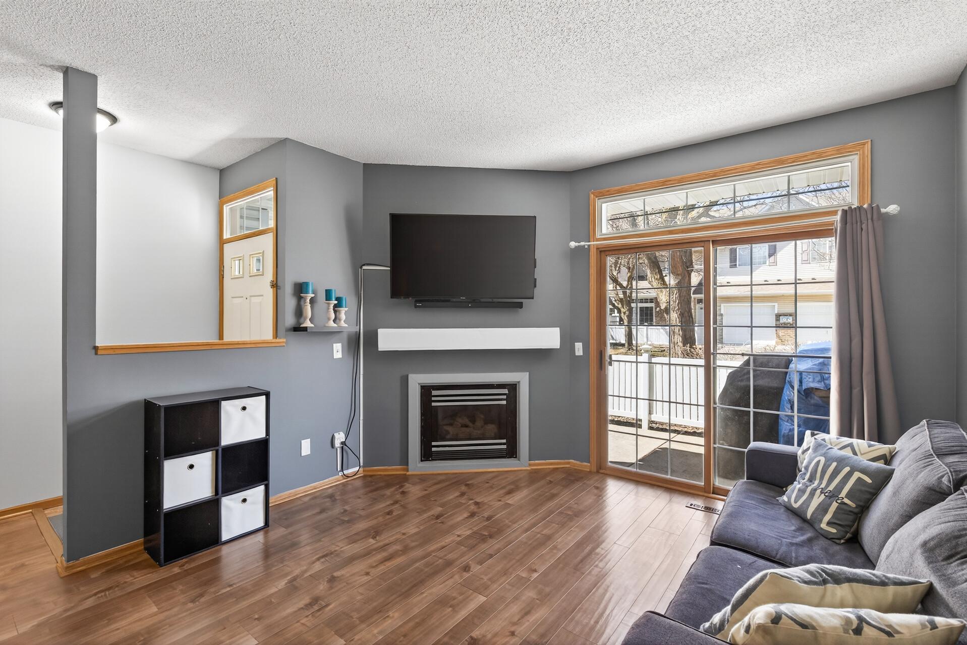 15610 Garnet Way Property Photo 8