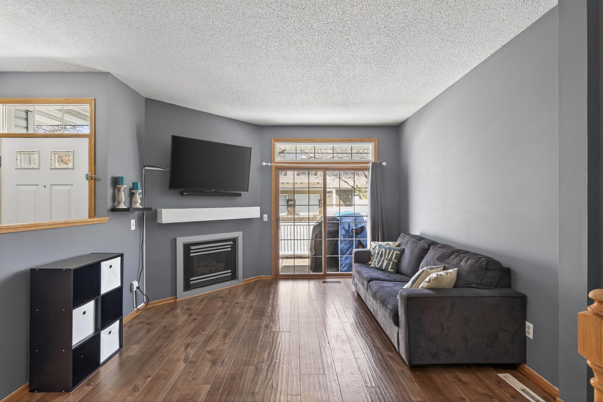 15610 Garnet Way Property Photo 9