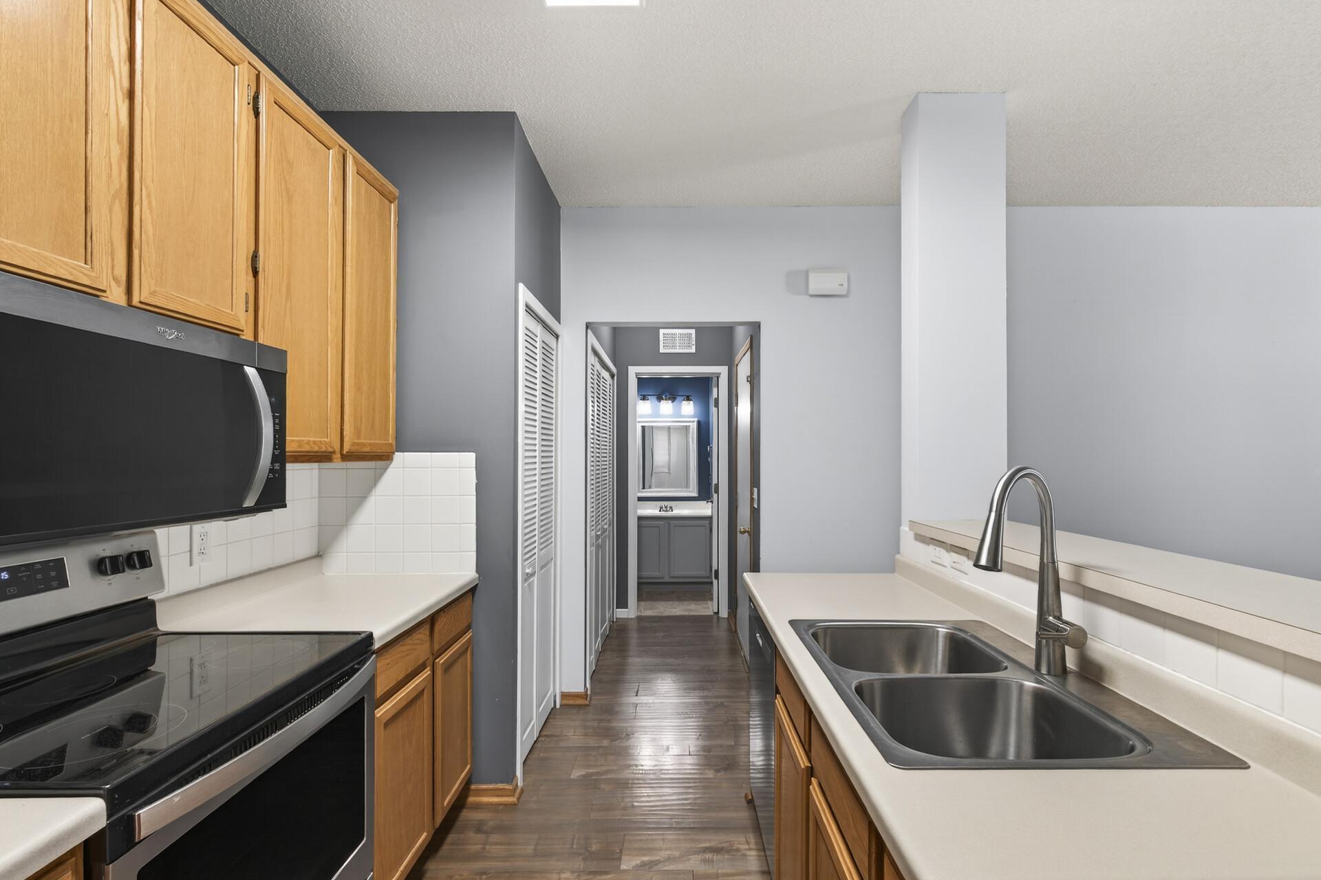 15610 Garnet Way Property Photo 13