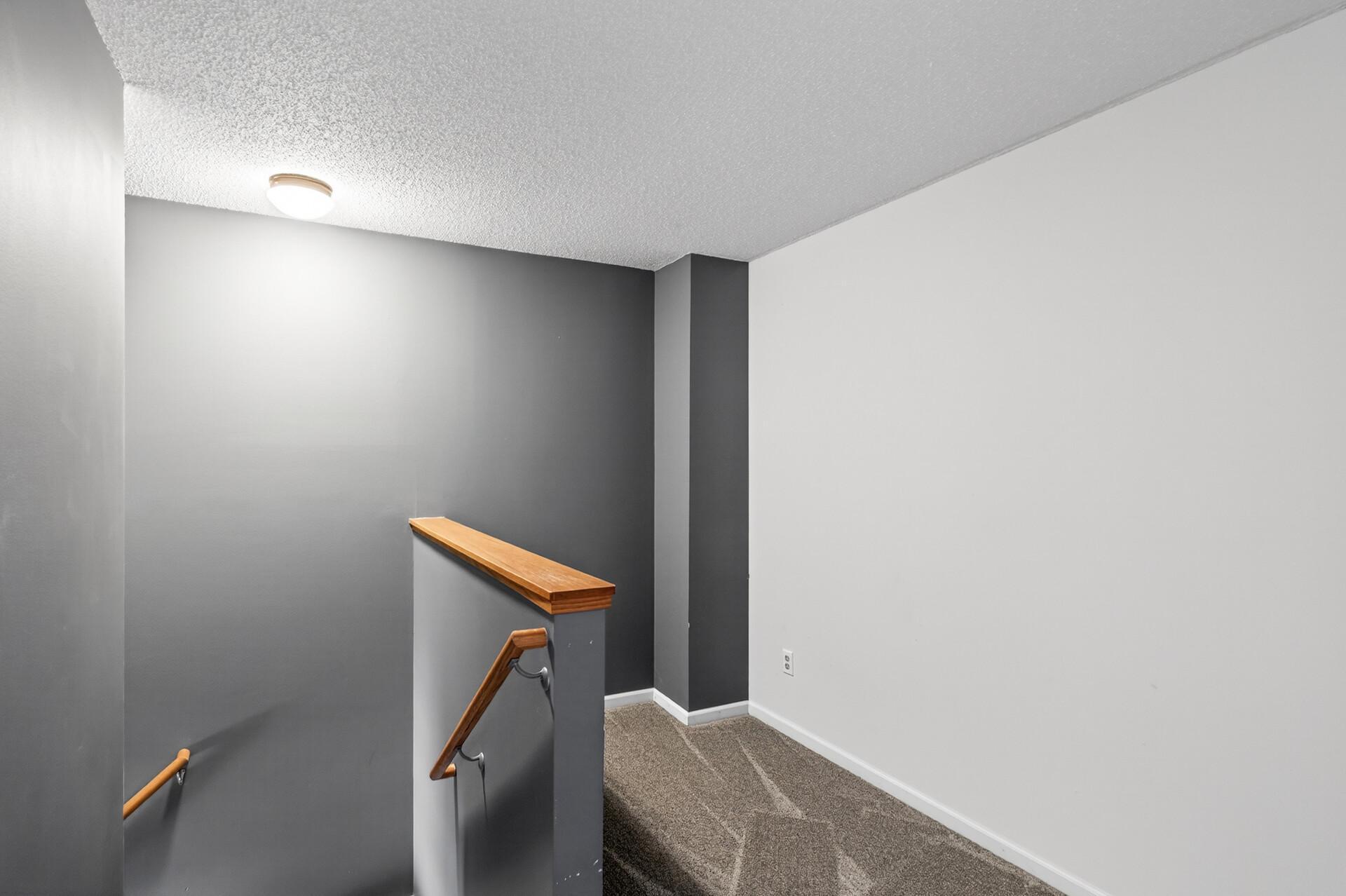 15610 Garnet Way Property Photo 17