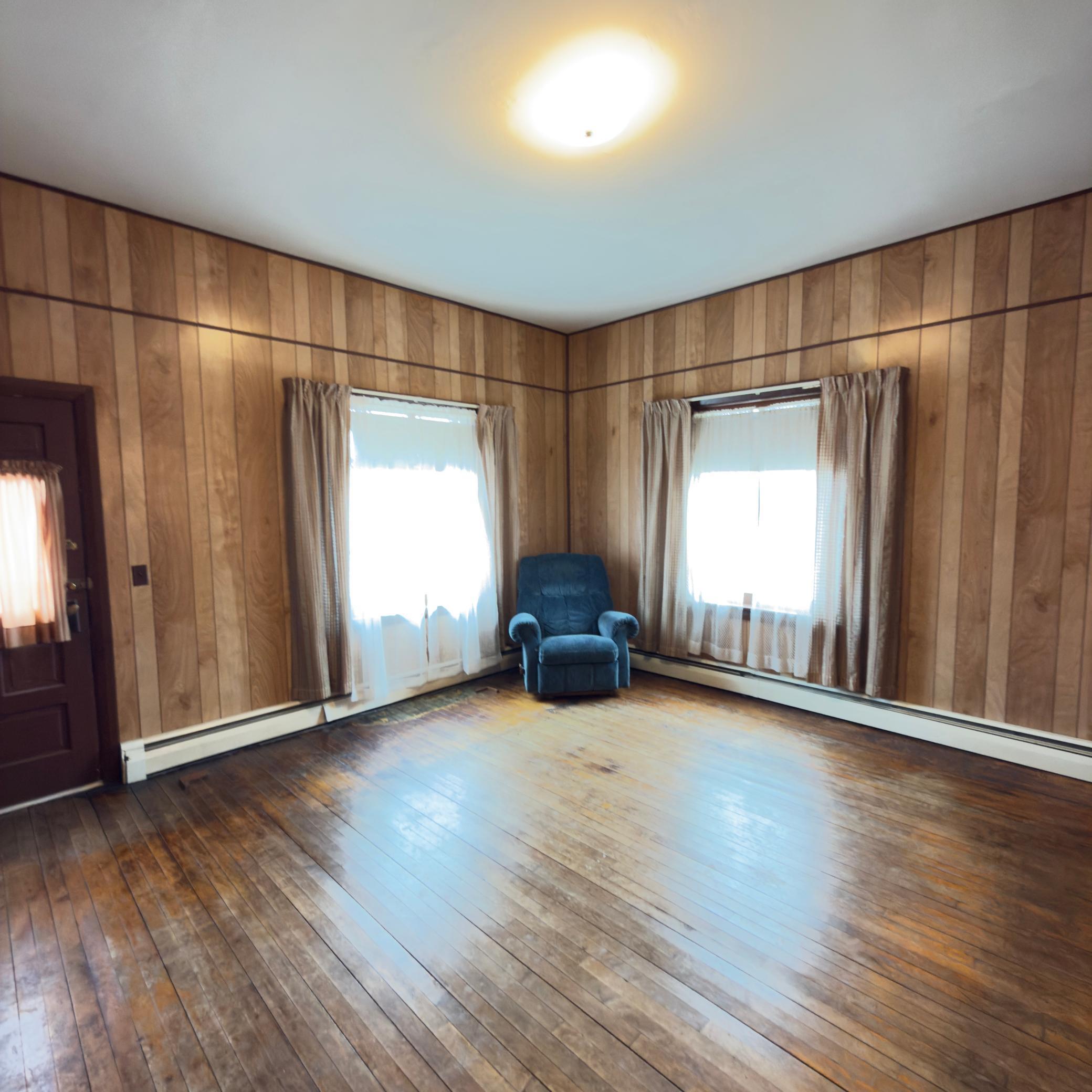 801 Irvine Avenue Nw Property Photo 5