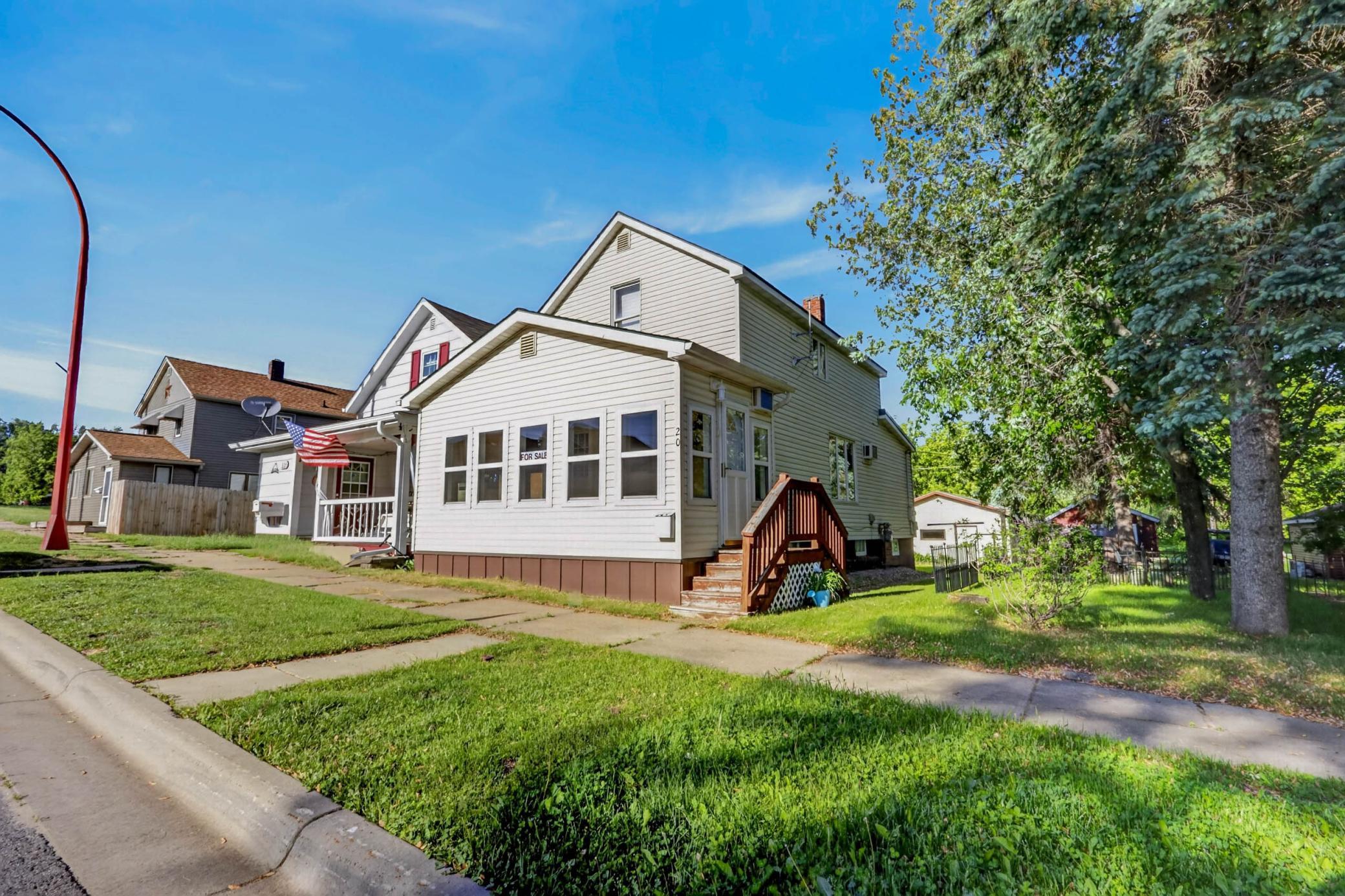 120 4th Street Property Photo 1