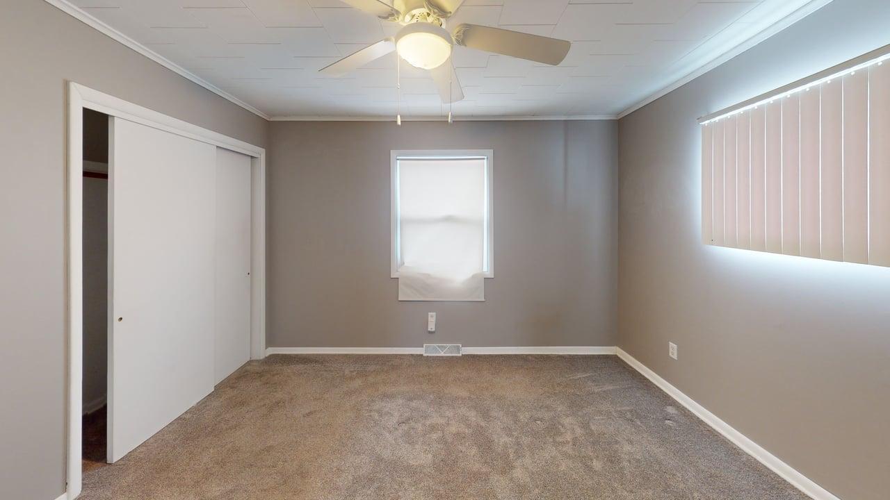 105 3rd Street Se Property Photo 7