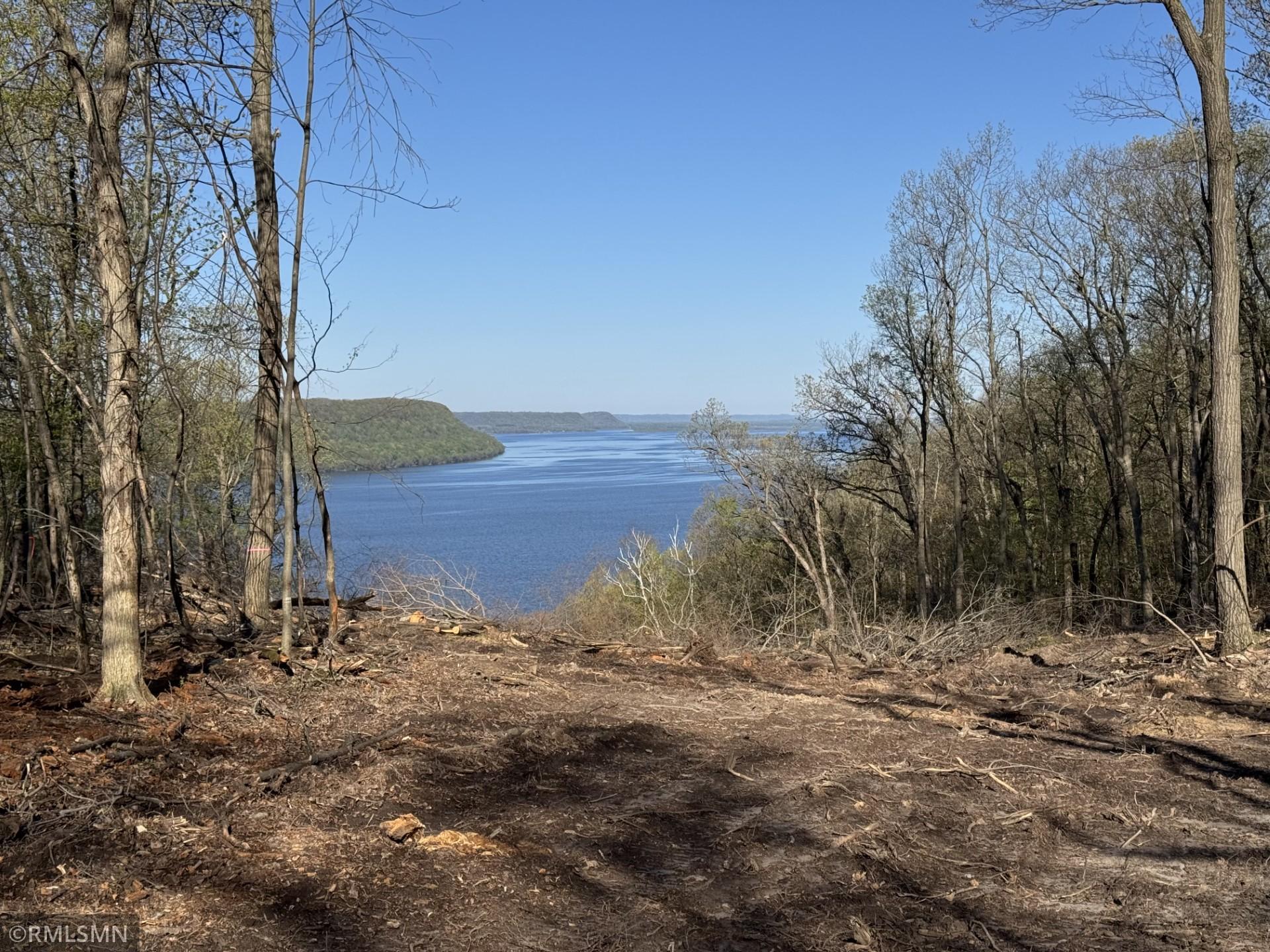 N3463 E Bluff Lane Property Photo 2