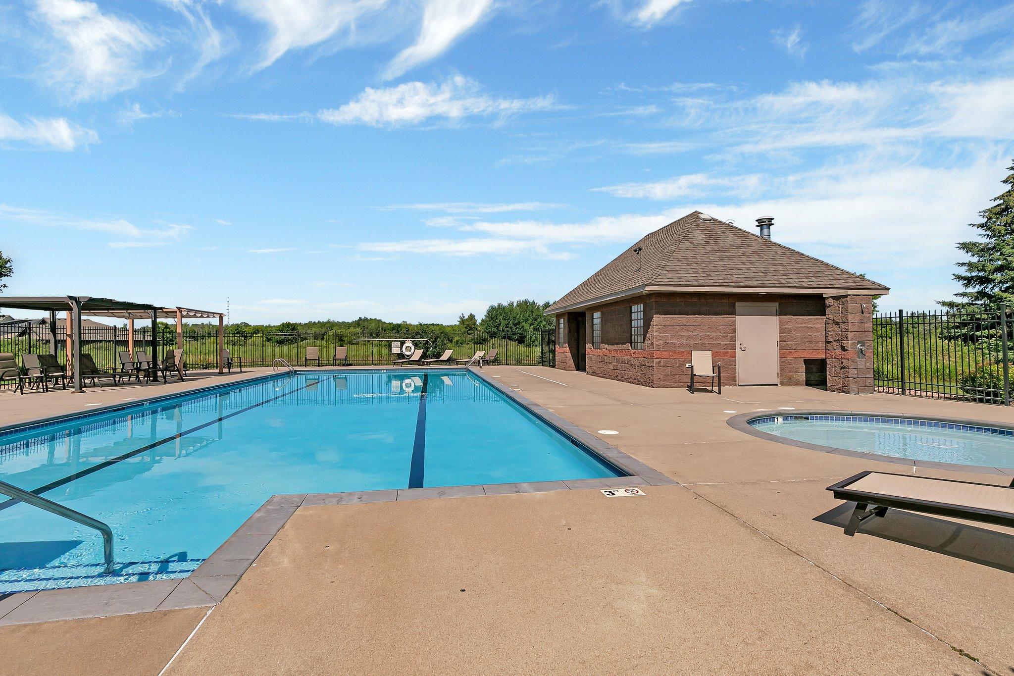 3401 Wildflower Road S Property Photo 27