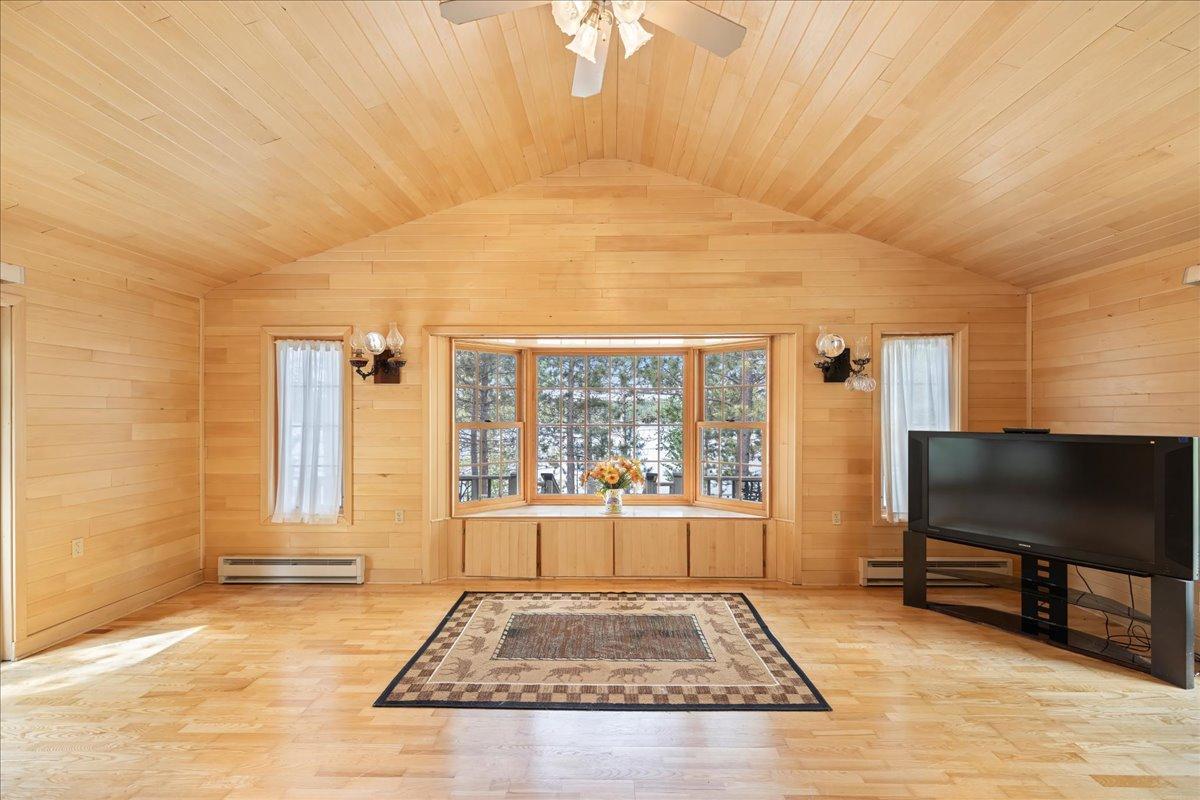1804 N Bay Road Property Photo 6