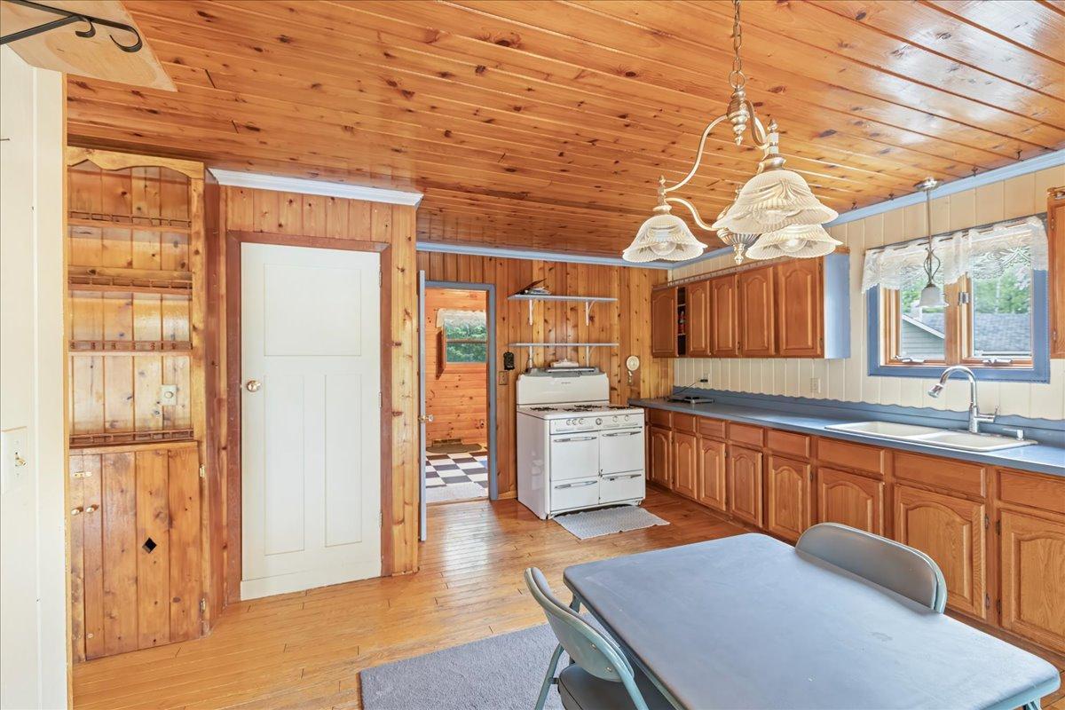 1804 N Bay Road Property Photo 7