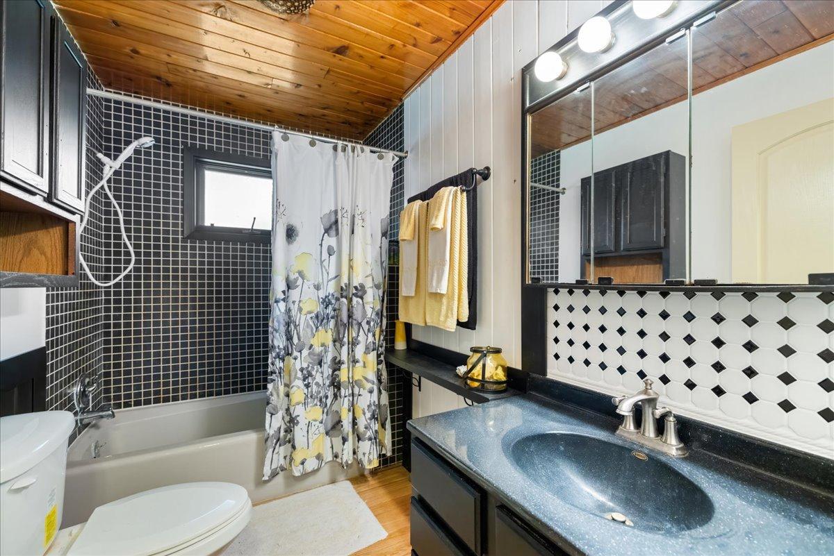 1804 N Bay Road Property Photo 16