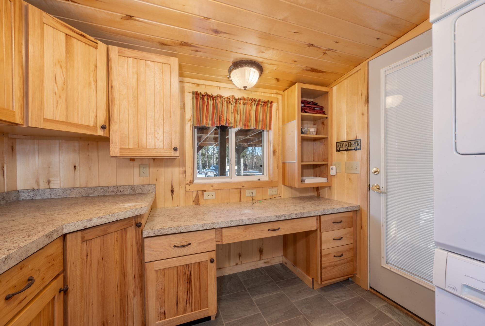 49616 Center Point Road Property Photo 20