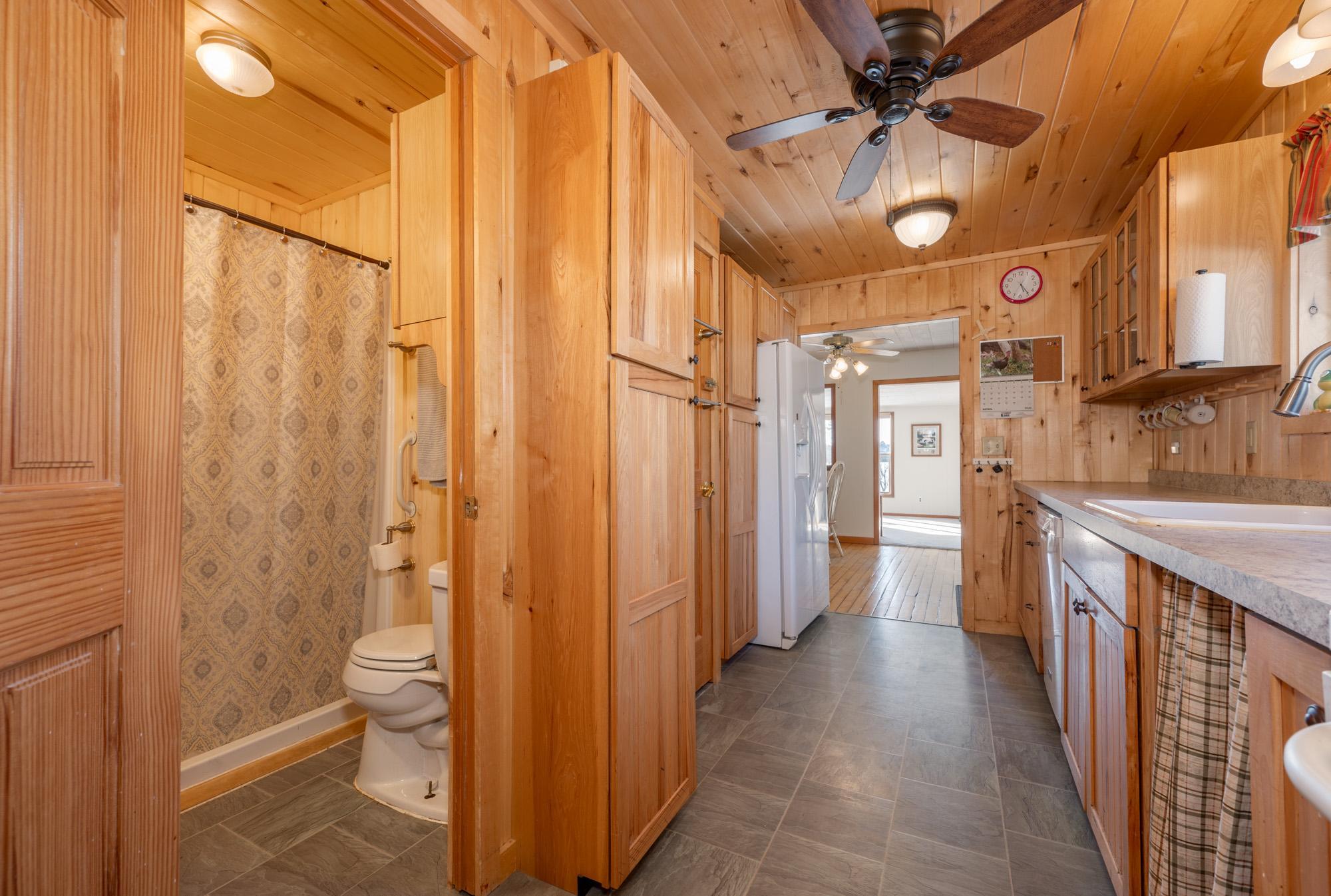 49616 Center Point Road Property Photo 21