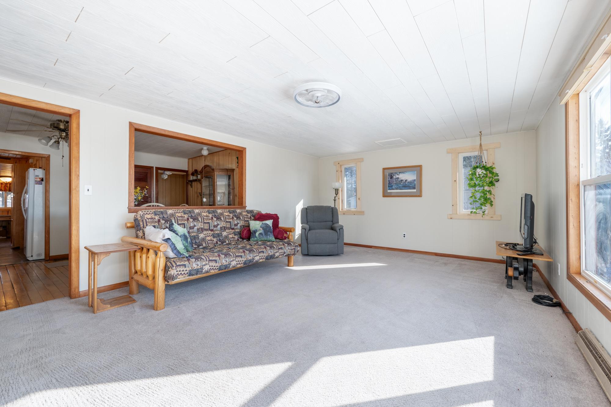 49616 Center Point Road Property Photo 25
