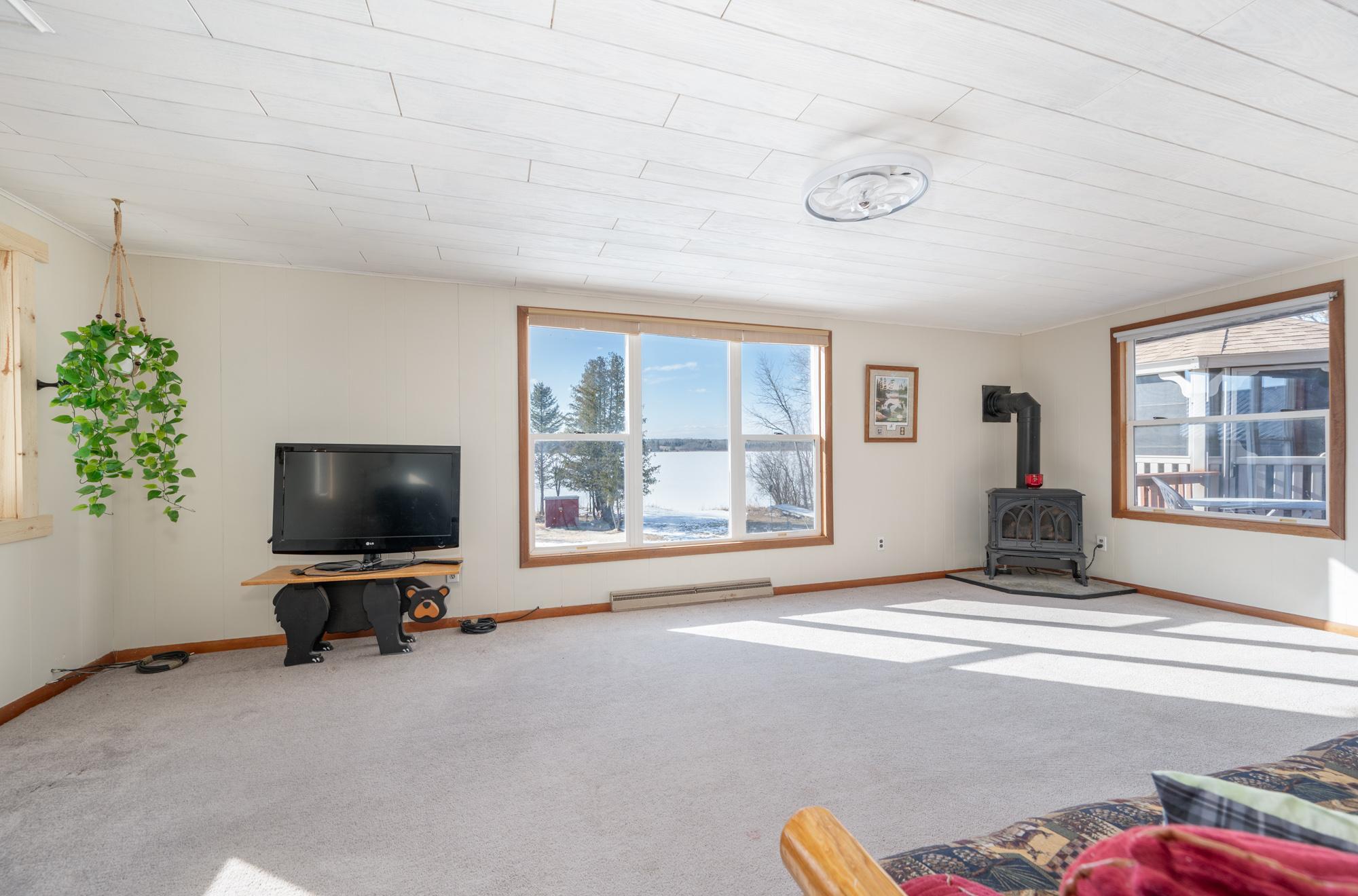 49616 Center Point Road Property Photo 28