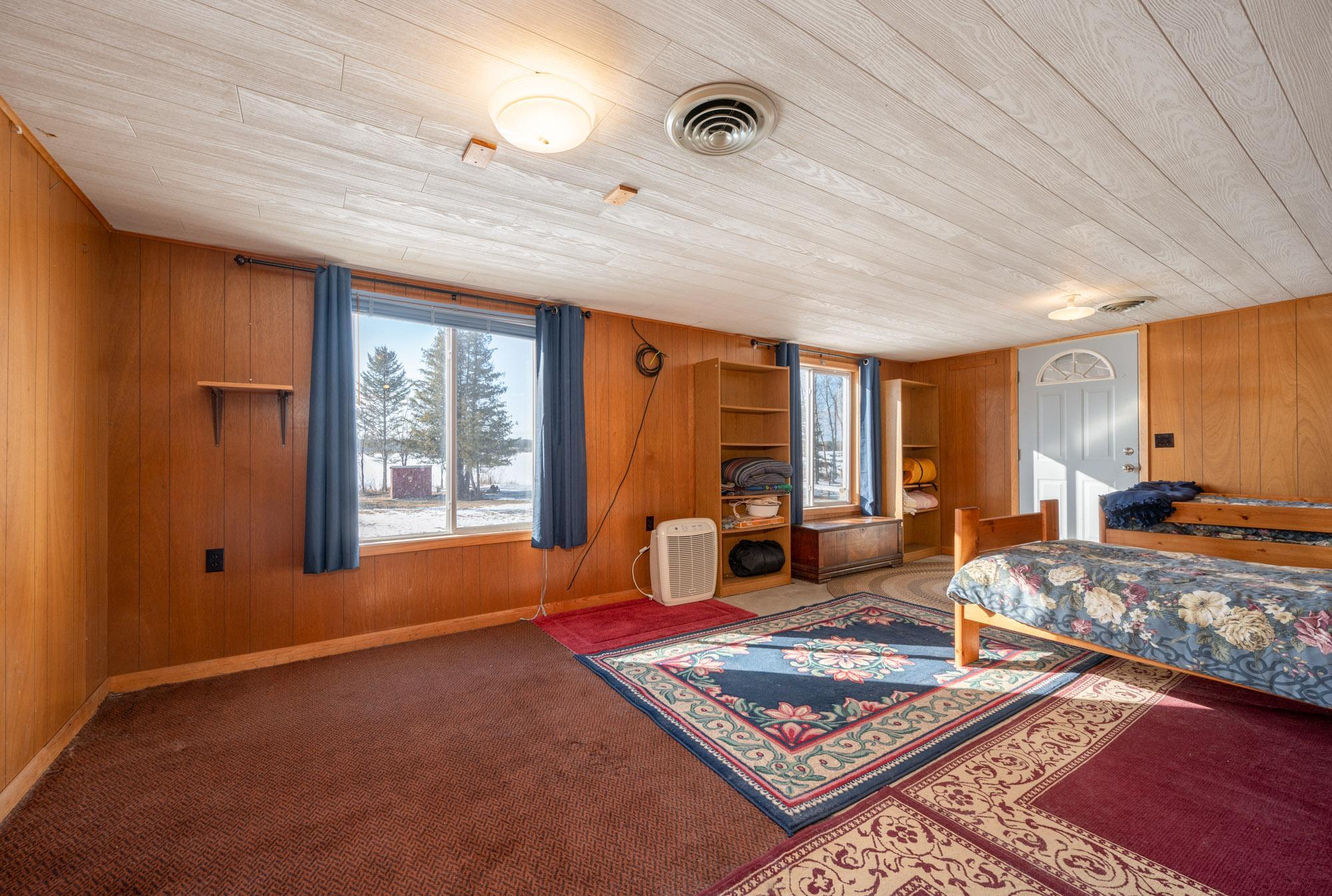 49616 Center Point Road Property Photo 35