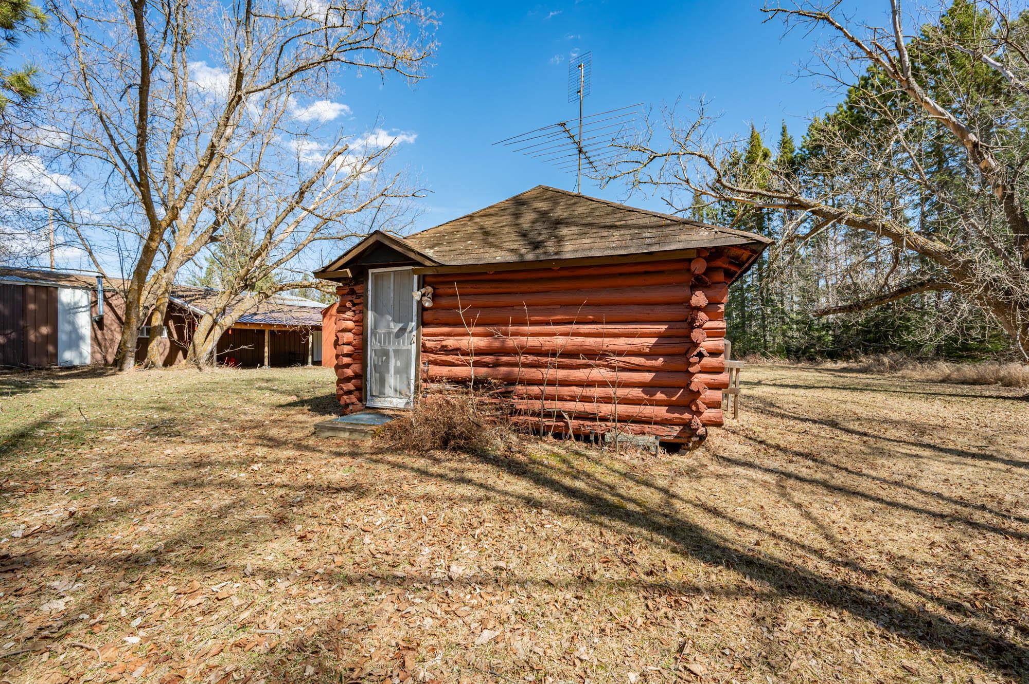 49616 Center Point Road Property Photo 51