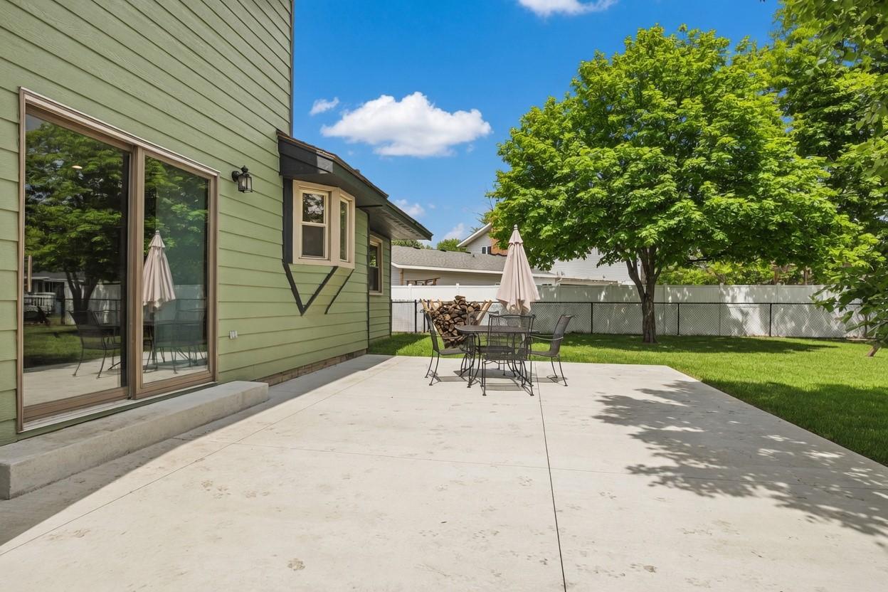 14 Pandolfo Place Property Photo 8