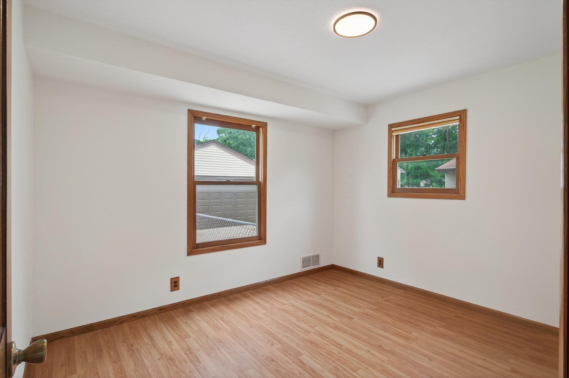 7939 Pleasant View Drive Ne Property Photo 9