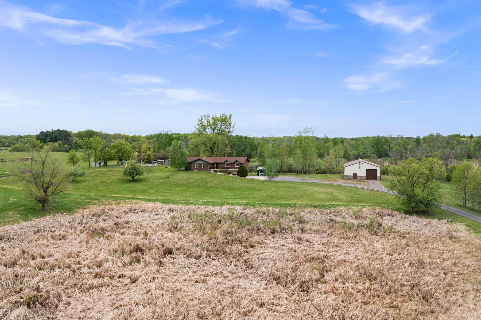 43224 Cedarcrest Trail Property Photo 5