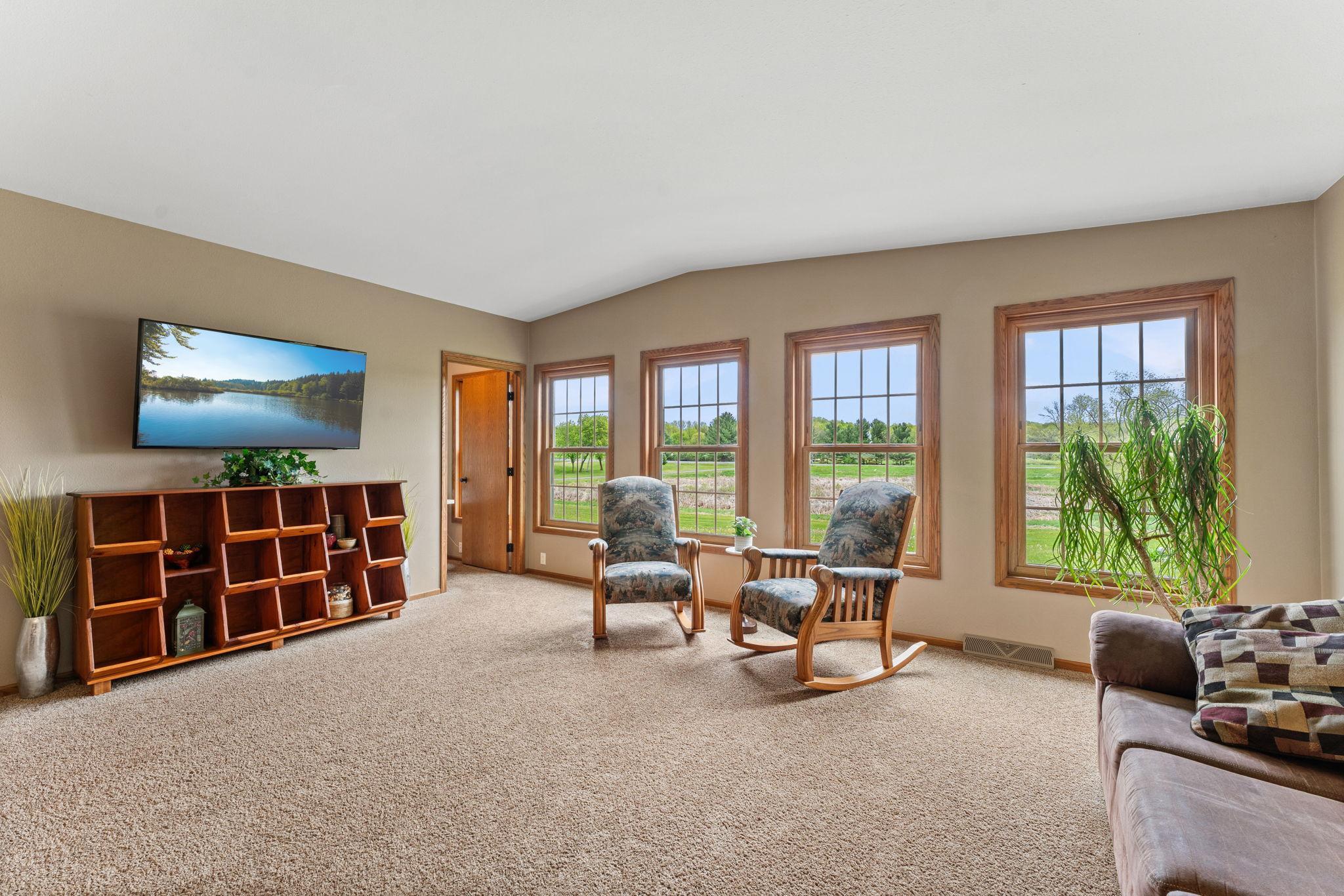 43224 Cedarcrest Trail Property Photo 16