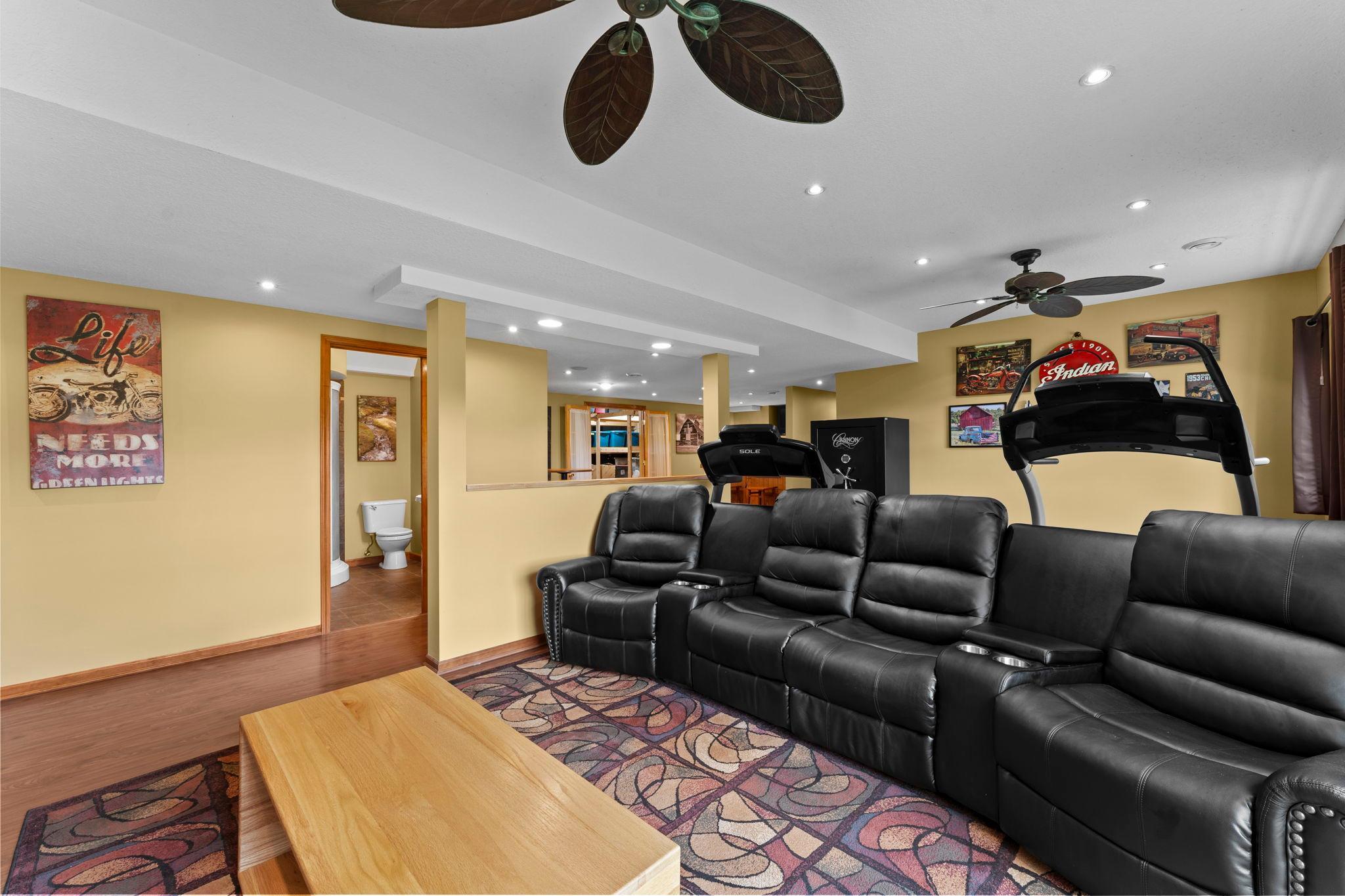43224 Cedarcrest Trail Property Photo 53