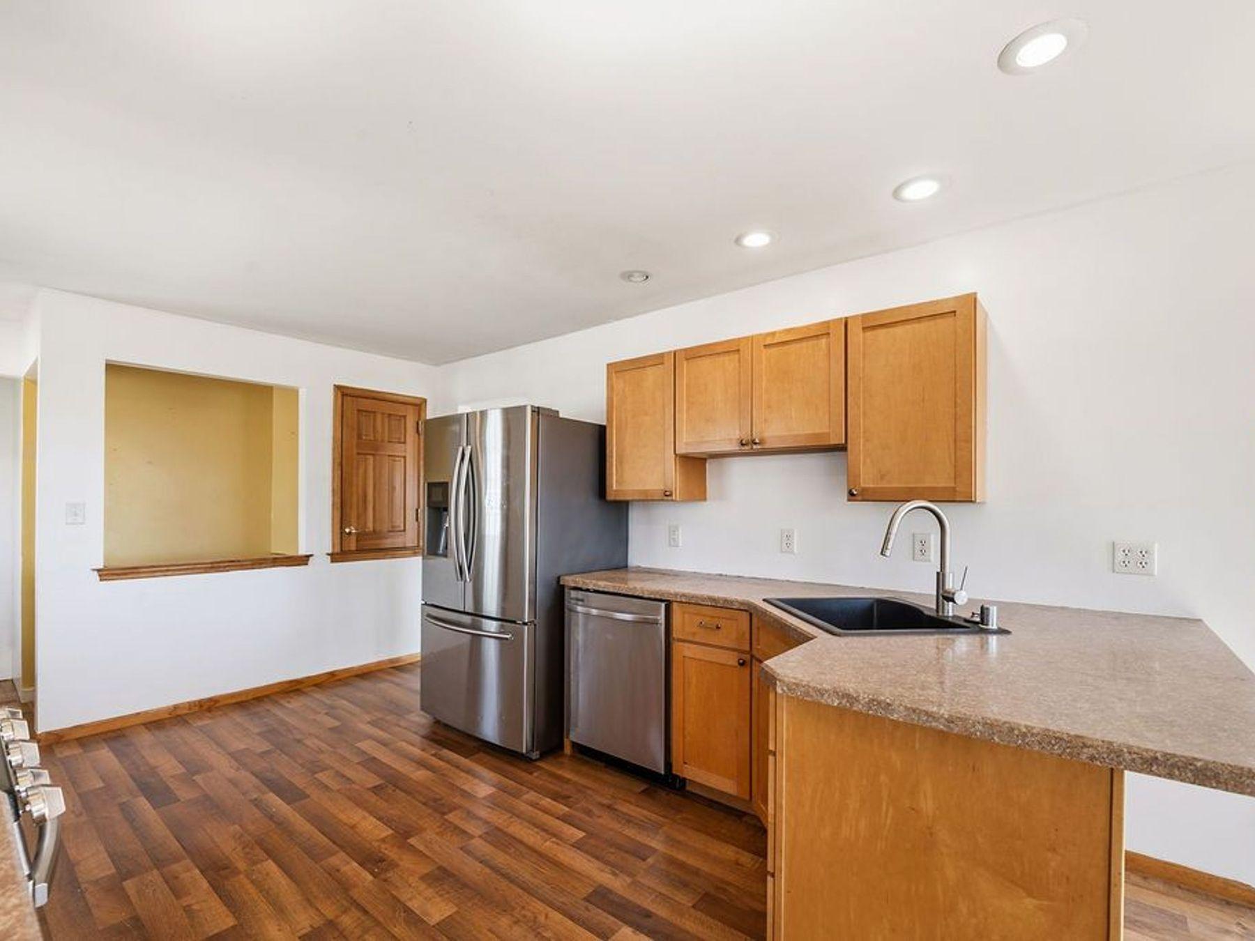68 Edison Boulevard Property Photo 16