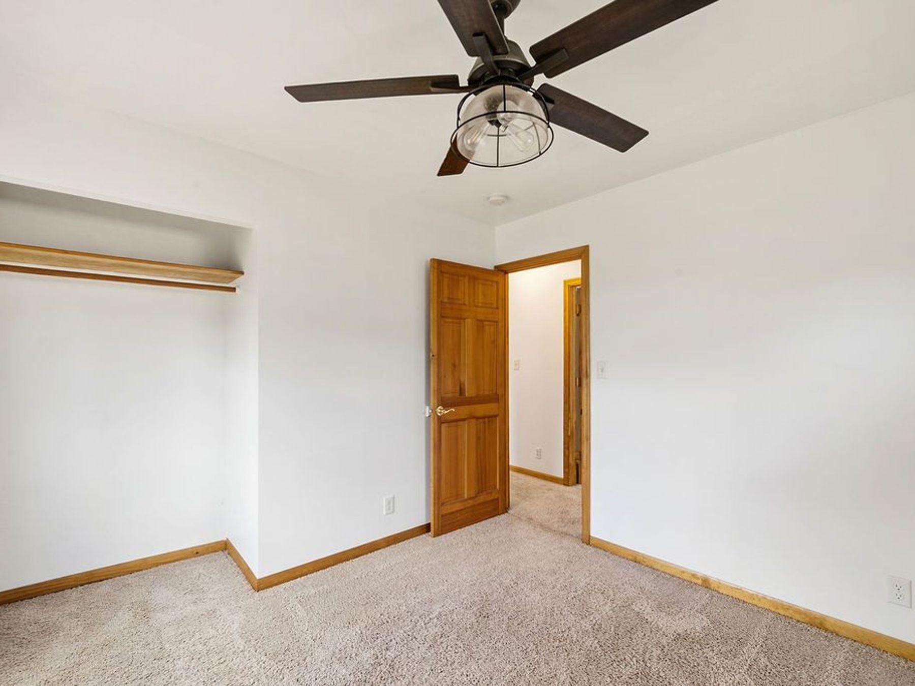 68 Edison Boulevard Property Photo 20