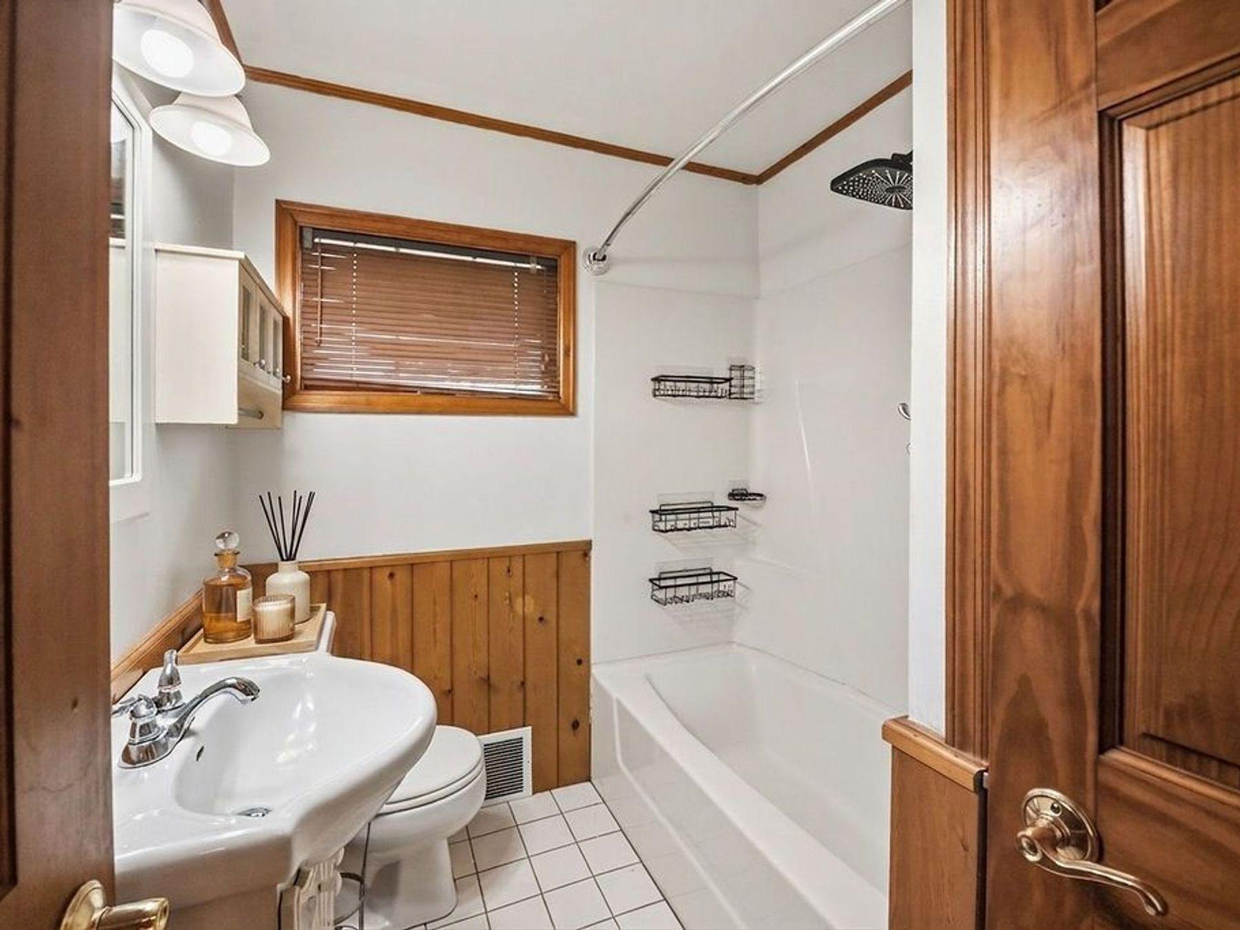 68 Edison Boulevard Property Photo 23