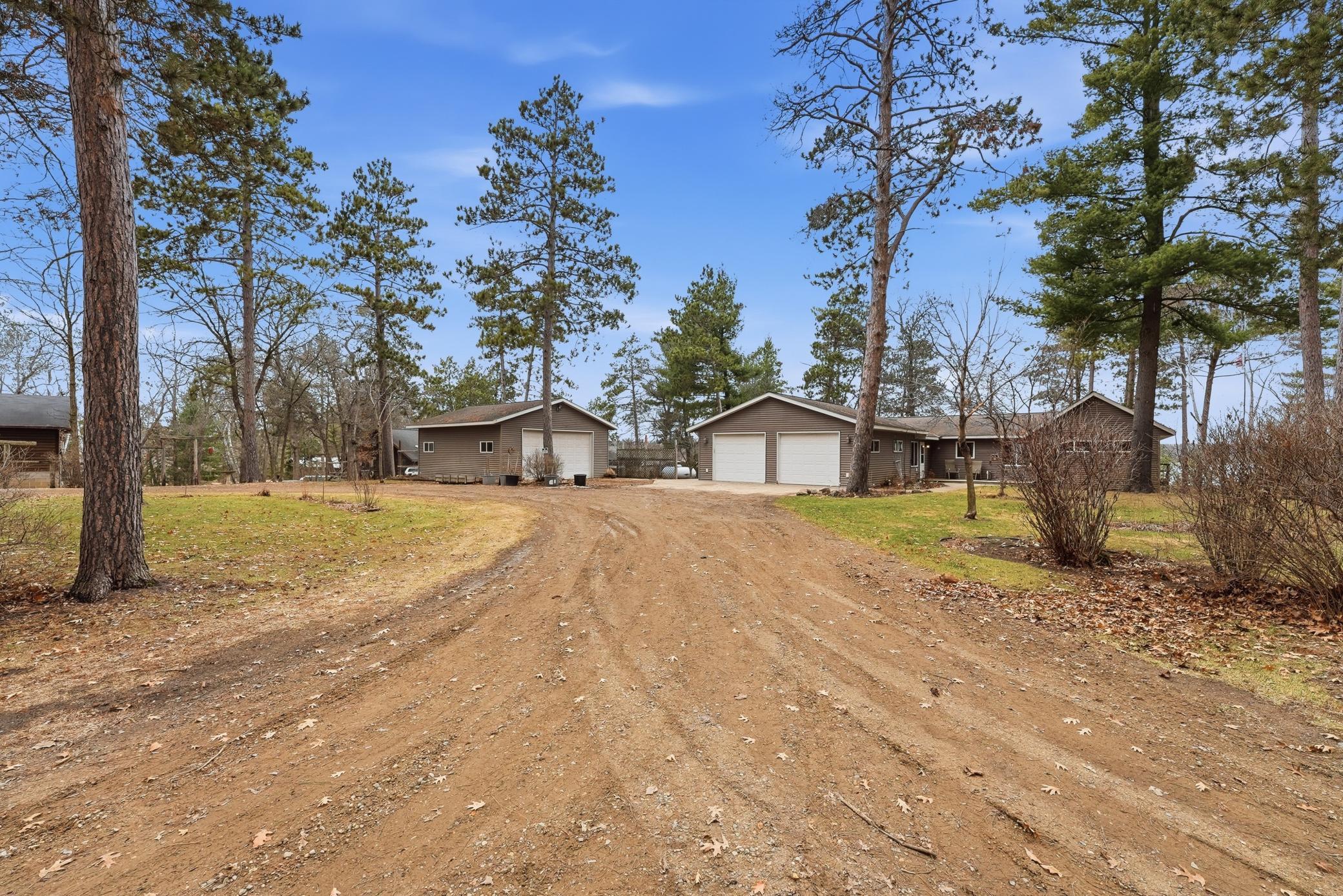 15740 River Lake Drive Property Photo 3