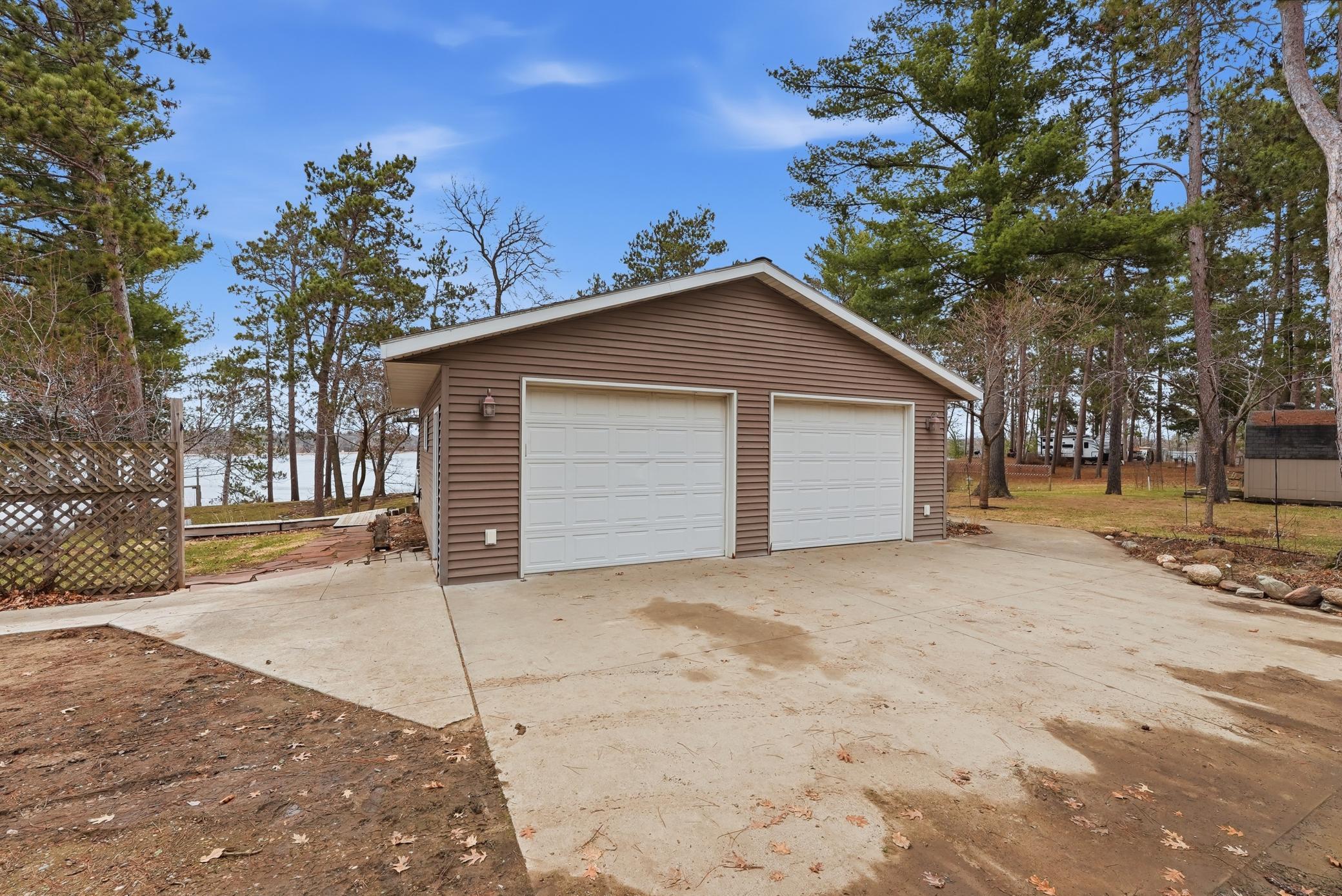 15740 River Lake Drive Property Photo 6