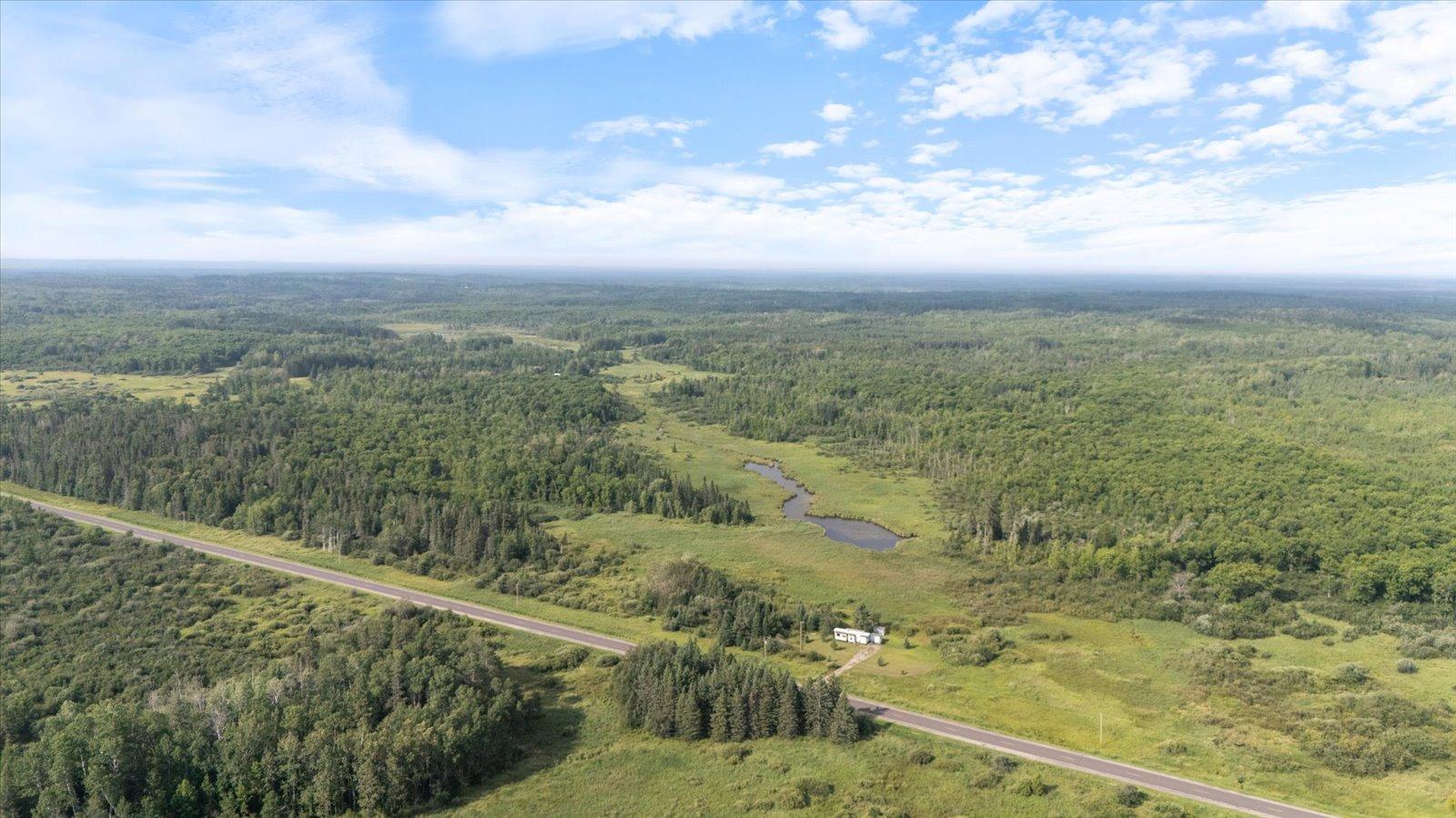 9401 Samuelson Road Property Photo 4
