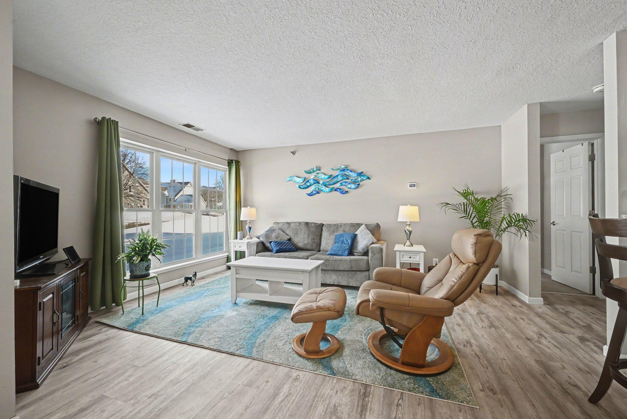6165 Chasewood Parkway 1 Property Photo 1