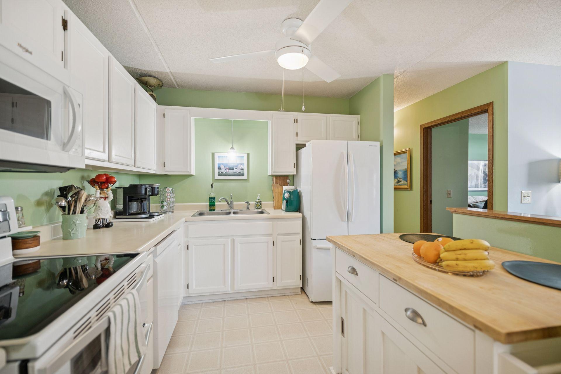 2601 Kenzie Terrace 330 Property Photo 11