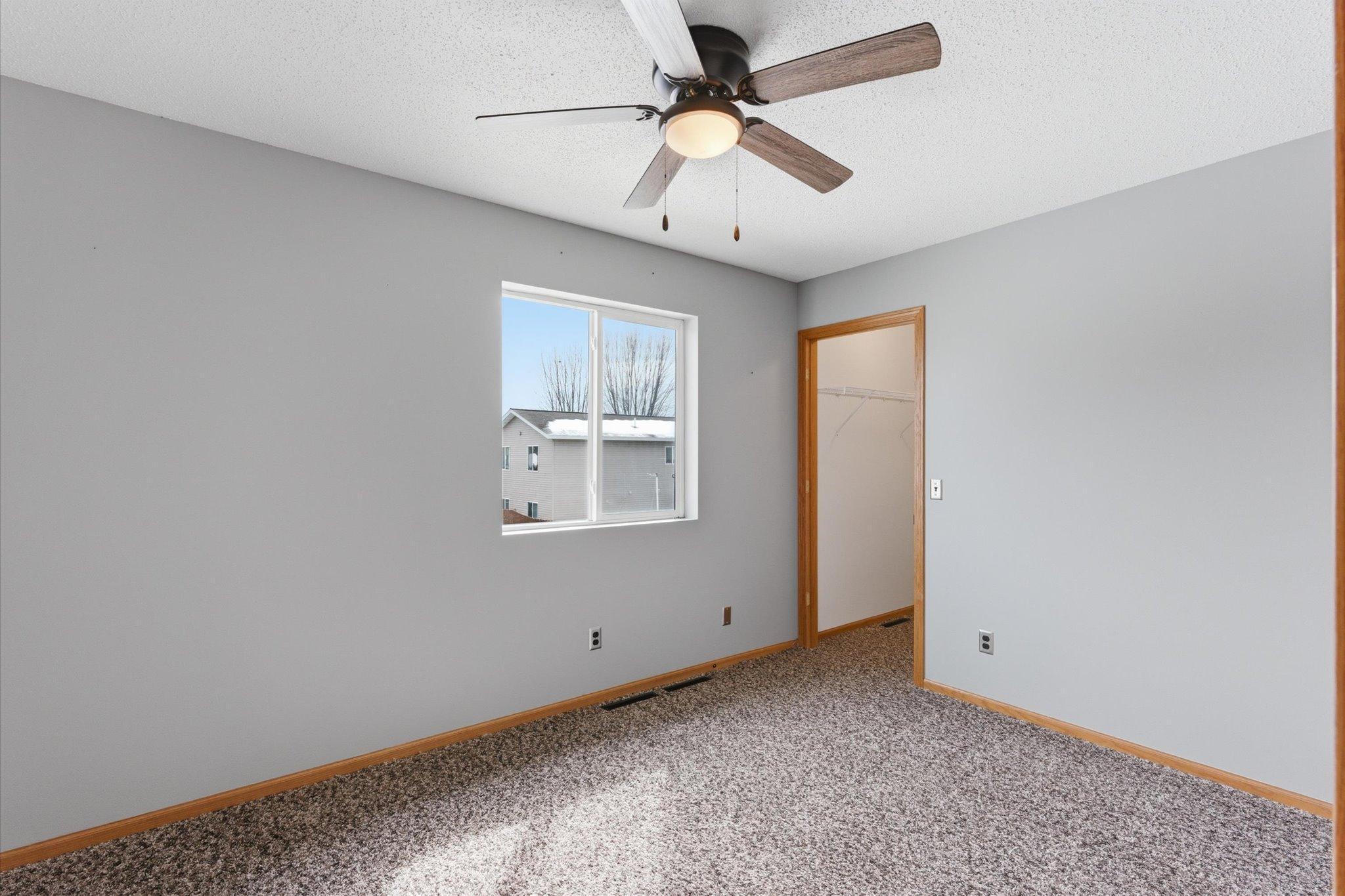2822 Addison Avenue Property Photo 12