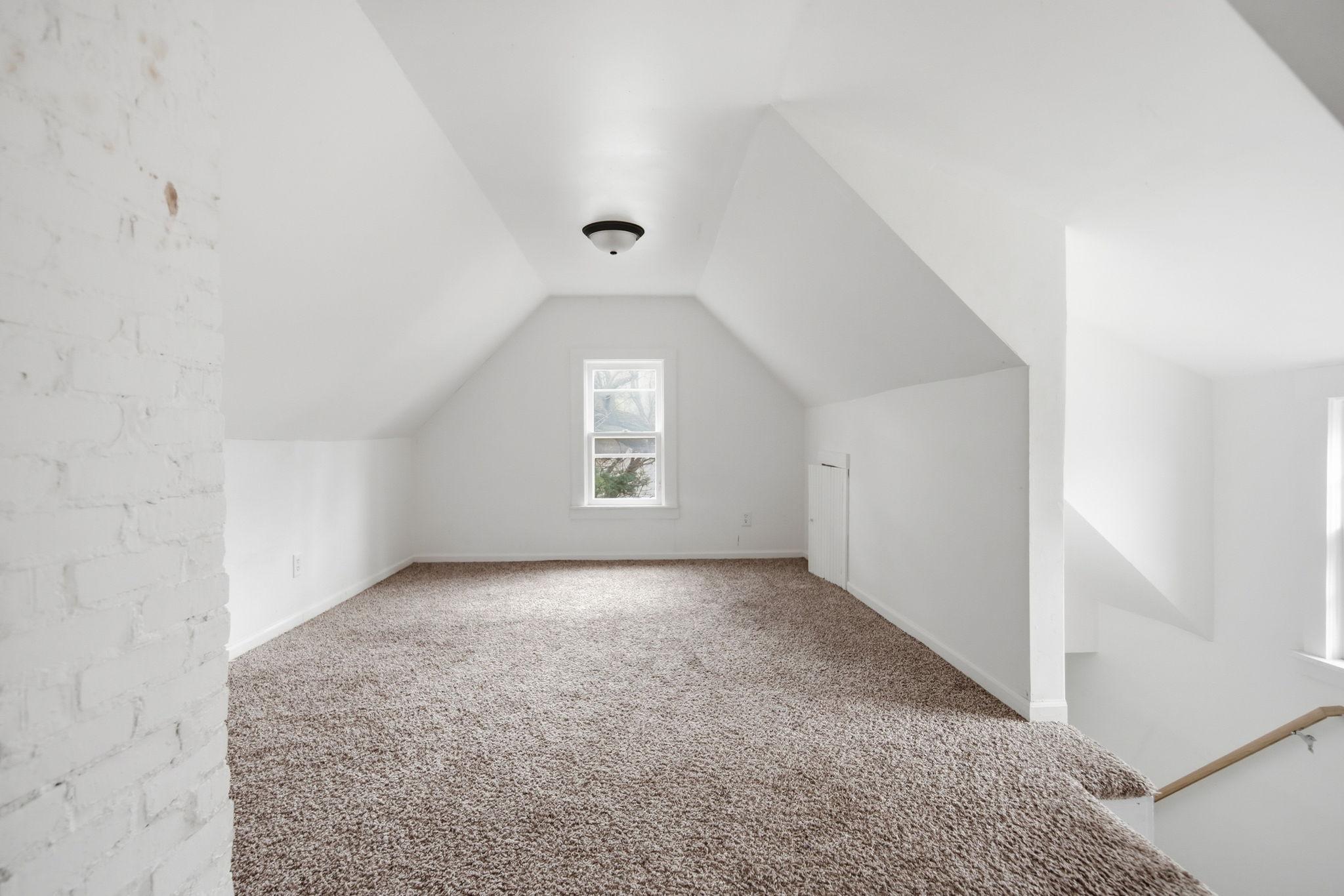 658 Edmund Avenue Property Photo 19