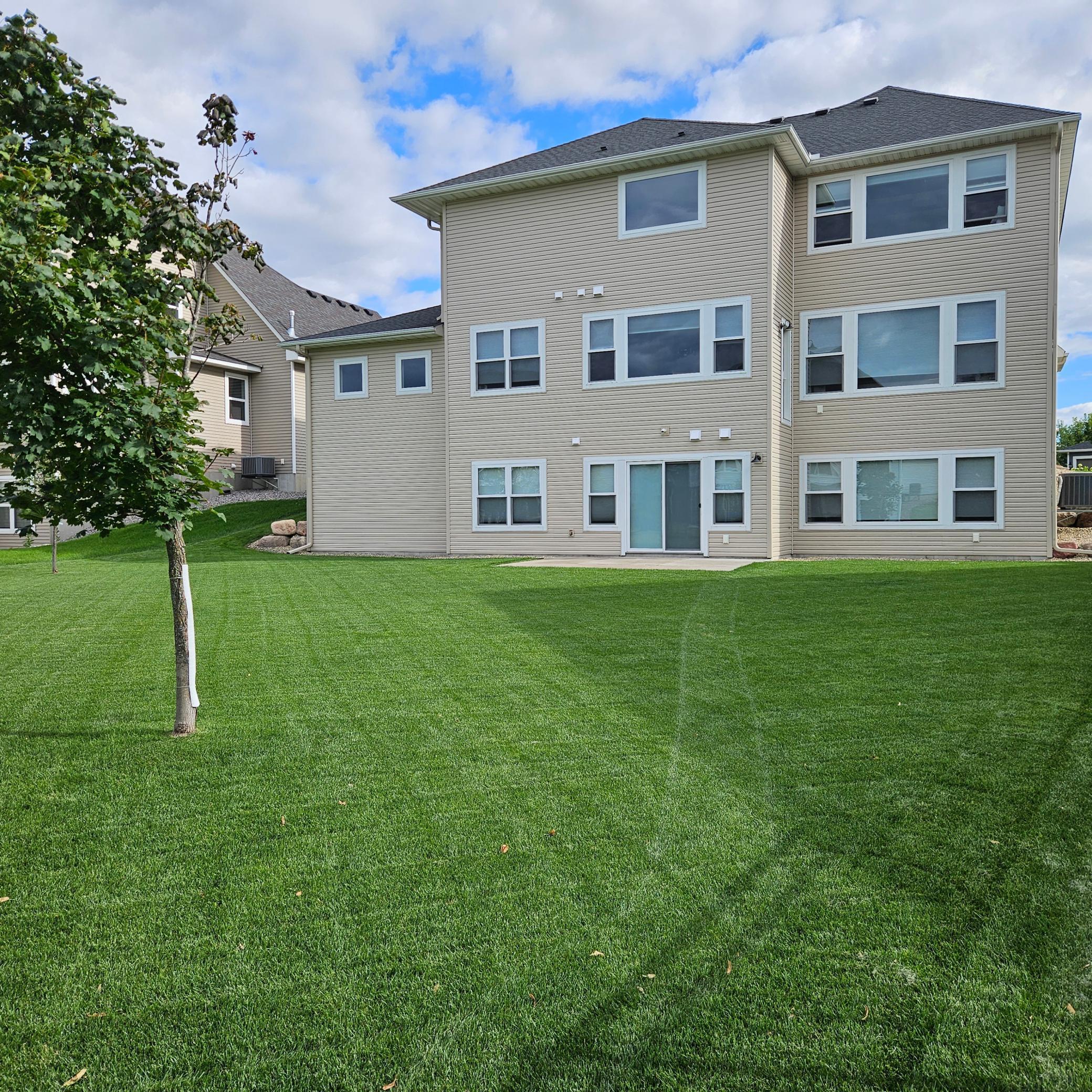 10922 Brookside Trail N Property Photo 5