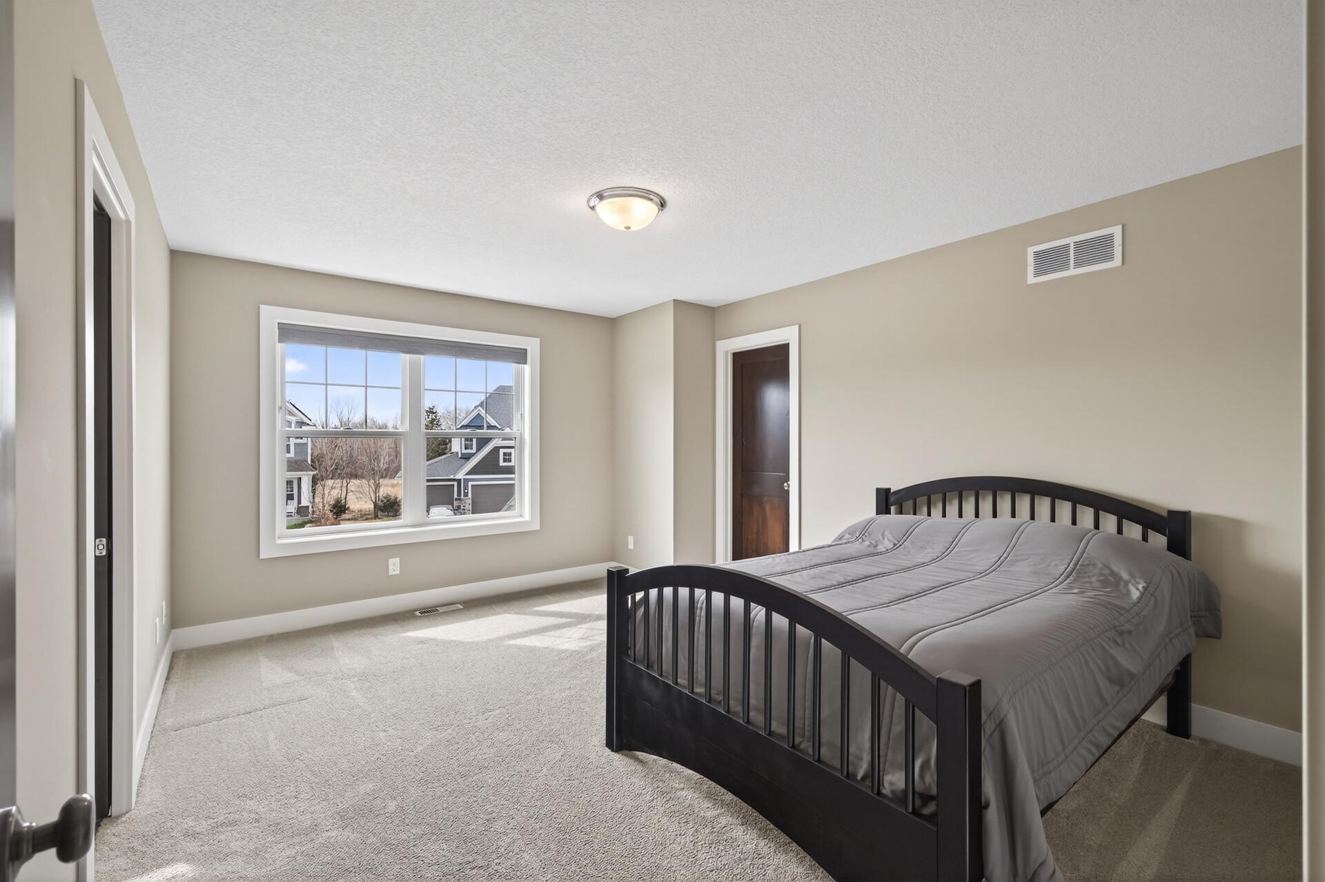 10922 Brookside Trail N Property Photo 30