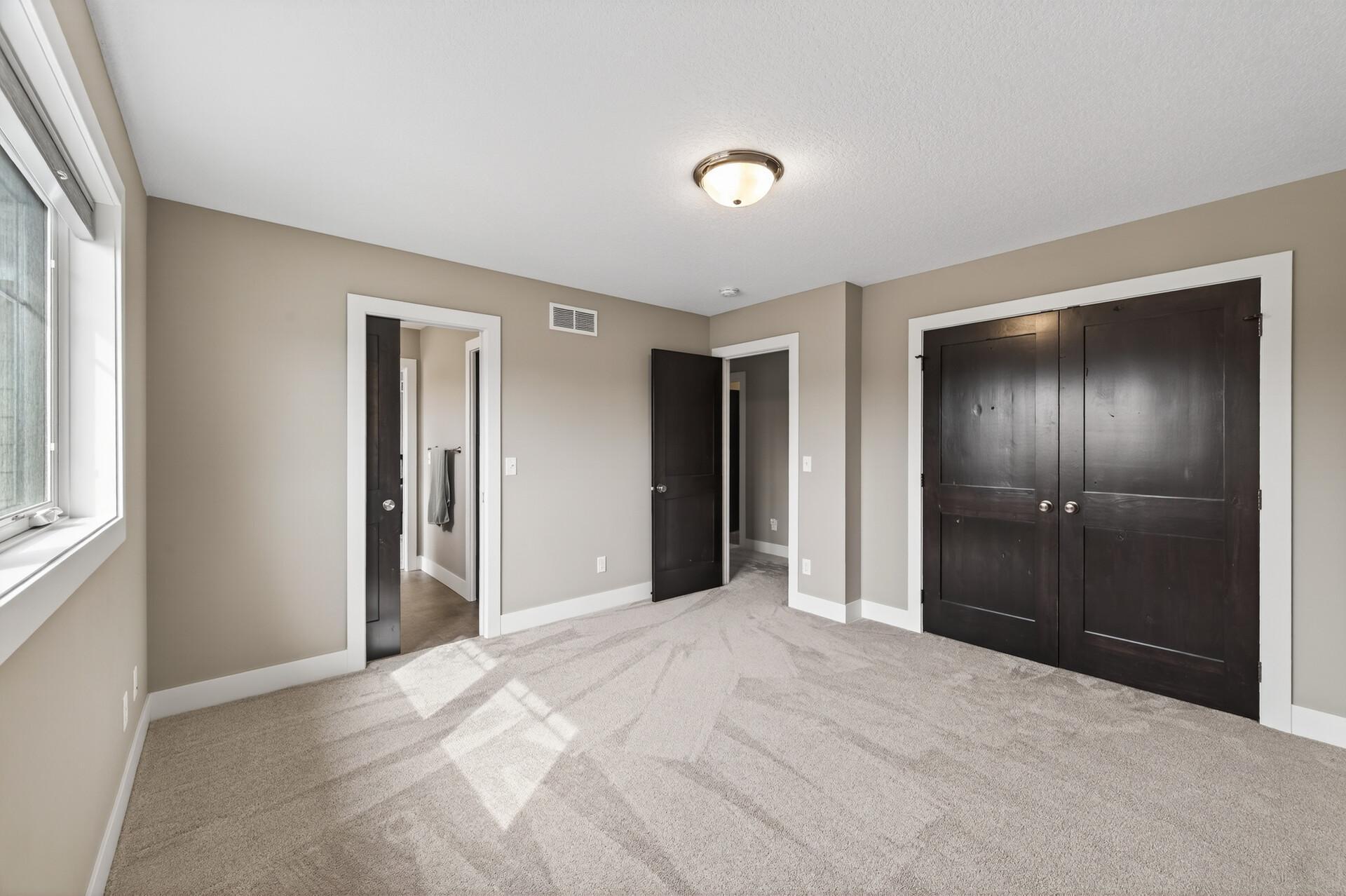10922 Brookside Trail N Property Photo 35