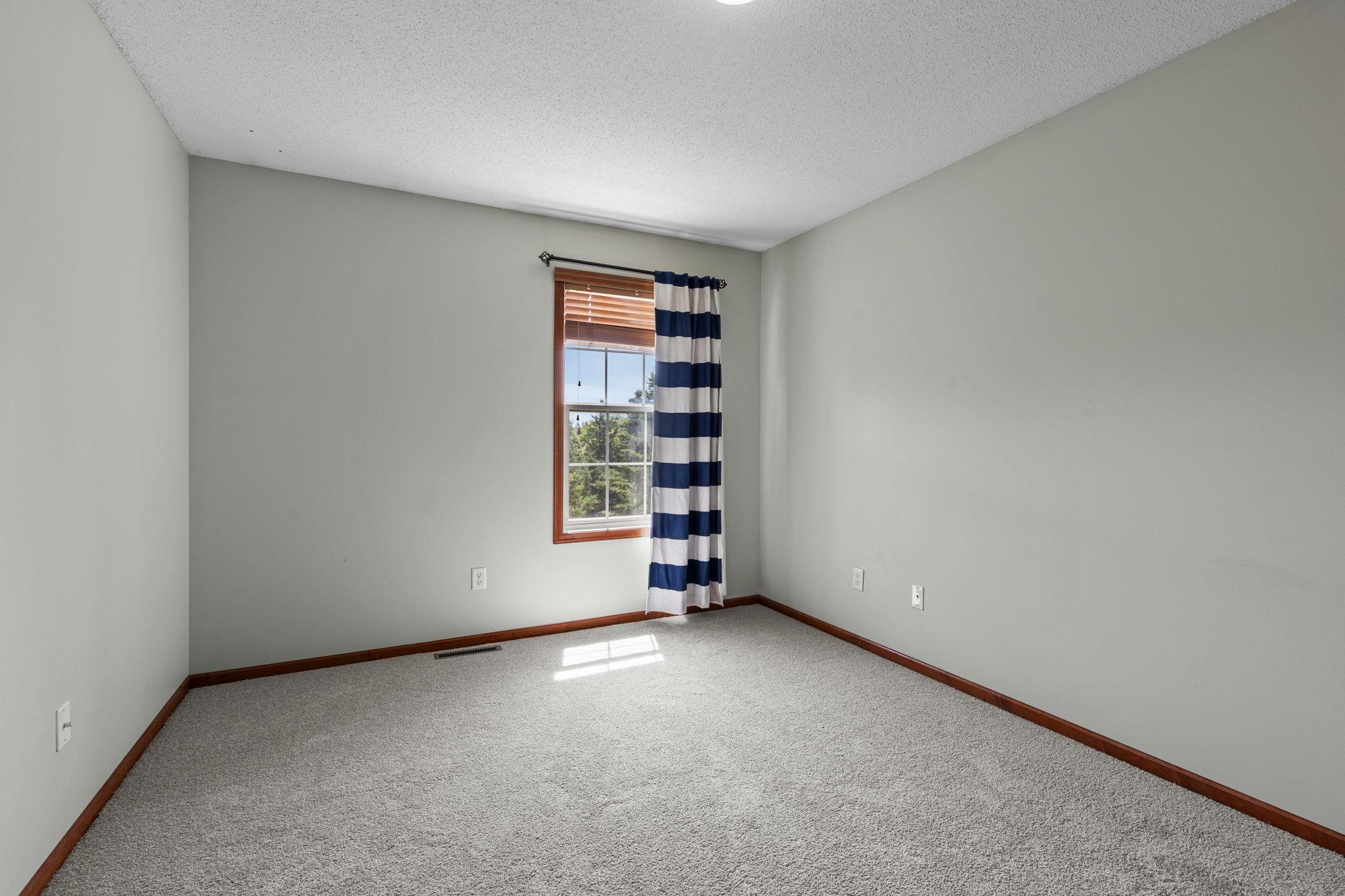 16217 50th Avenue N Property Photo 43
