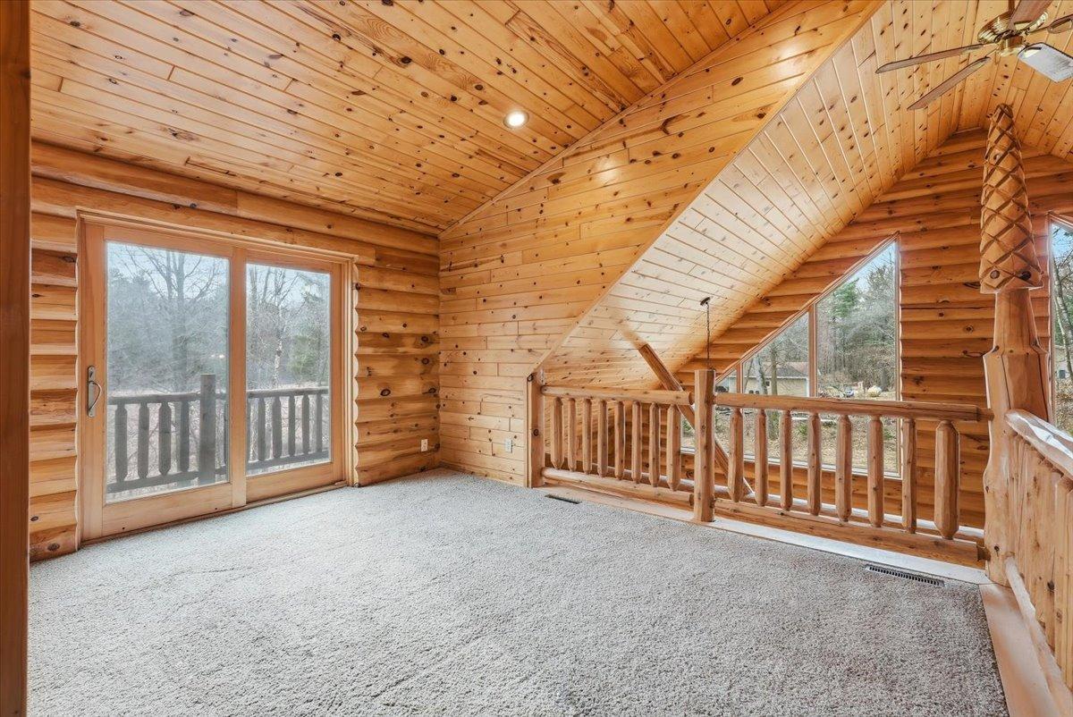 976 State Road 46 Property Photo 21