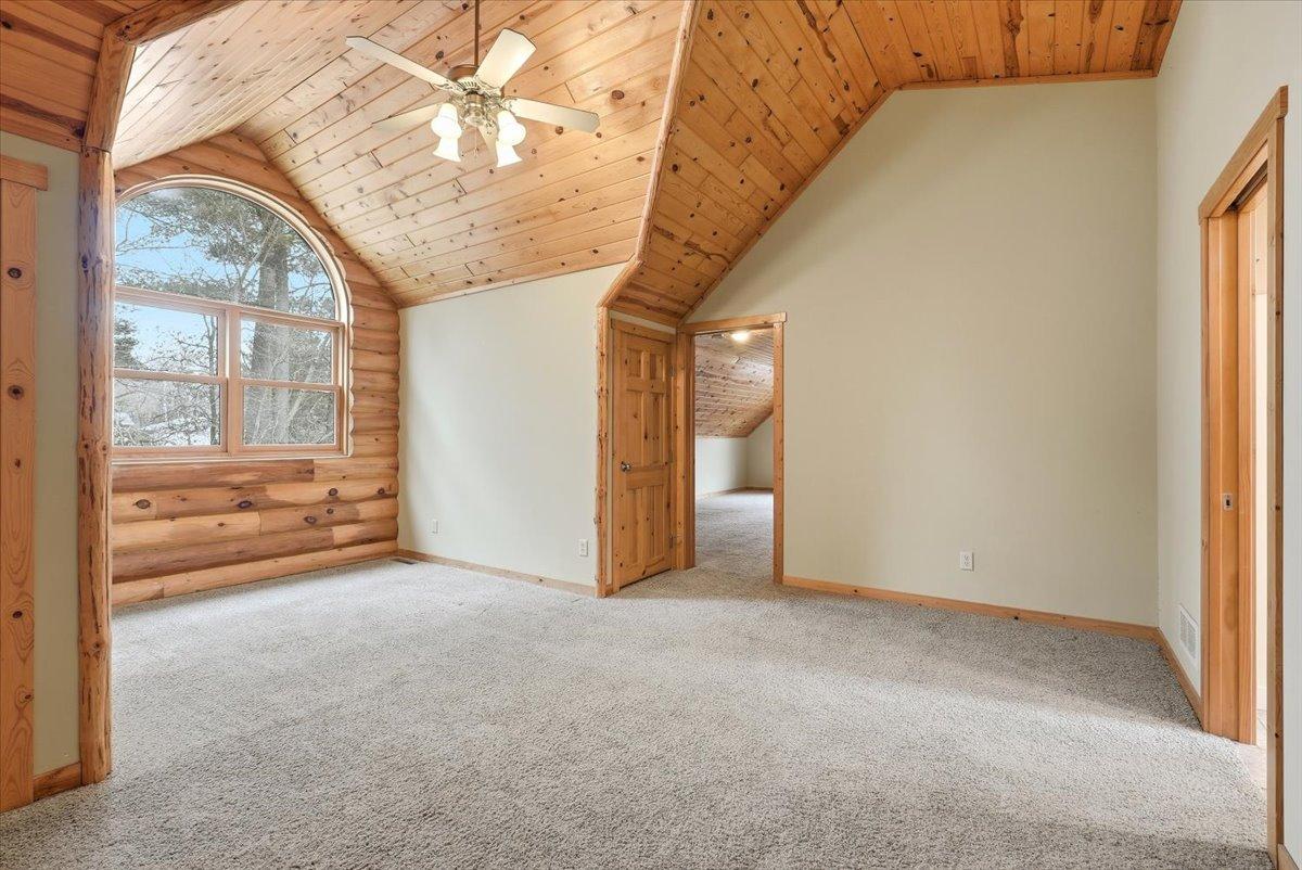 976 State Road 46 Property Photo 22