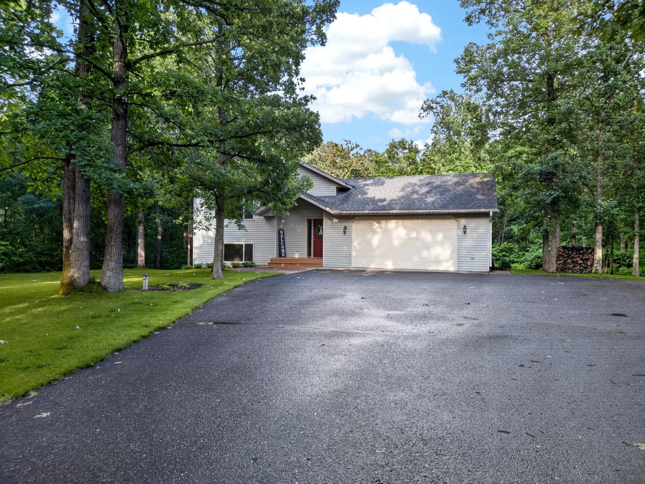 33843 Dancing Bear Drive Property Photo 2