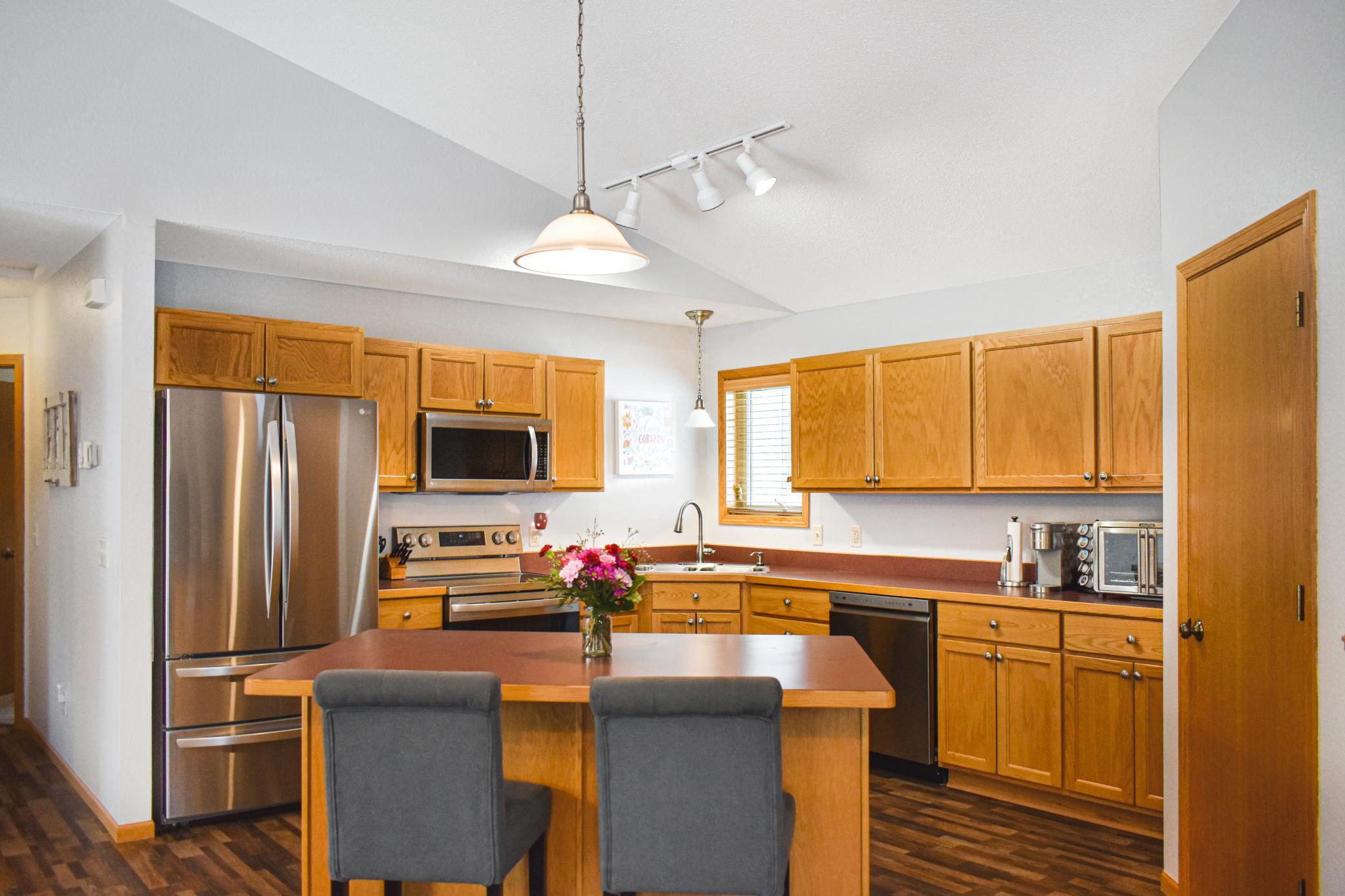 33843 Dancing Bear Drive Property Photo 8