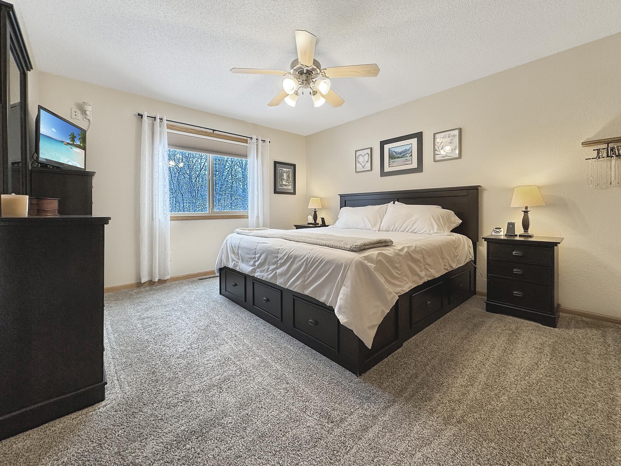 33843 Dancing Bear Drive Property Photo 10