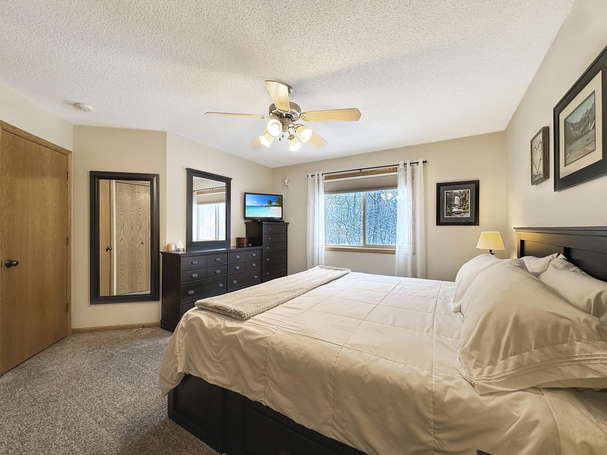33843 Dancing Bear Drive Property Photo 11