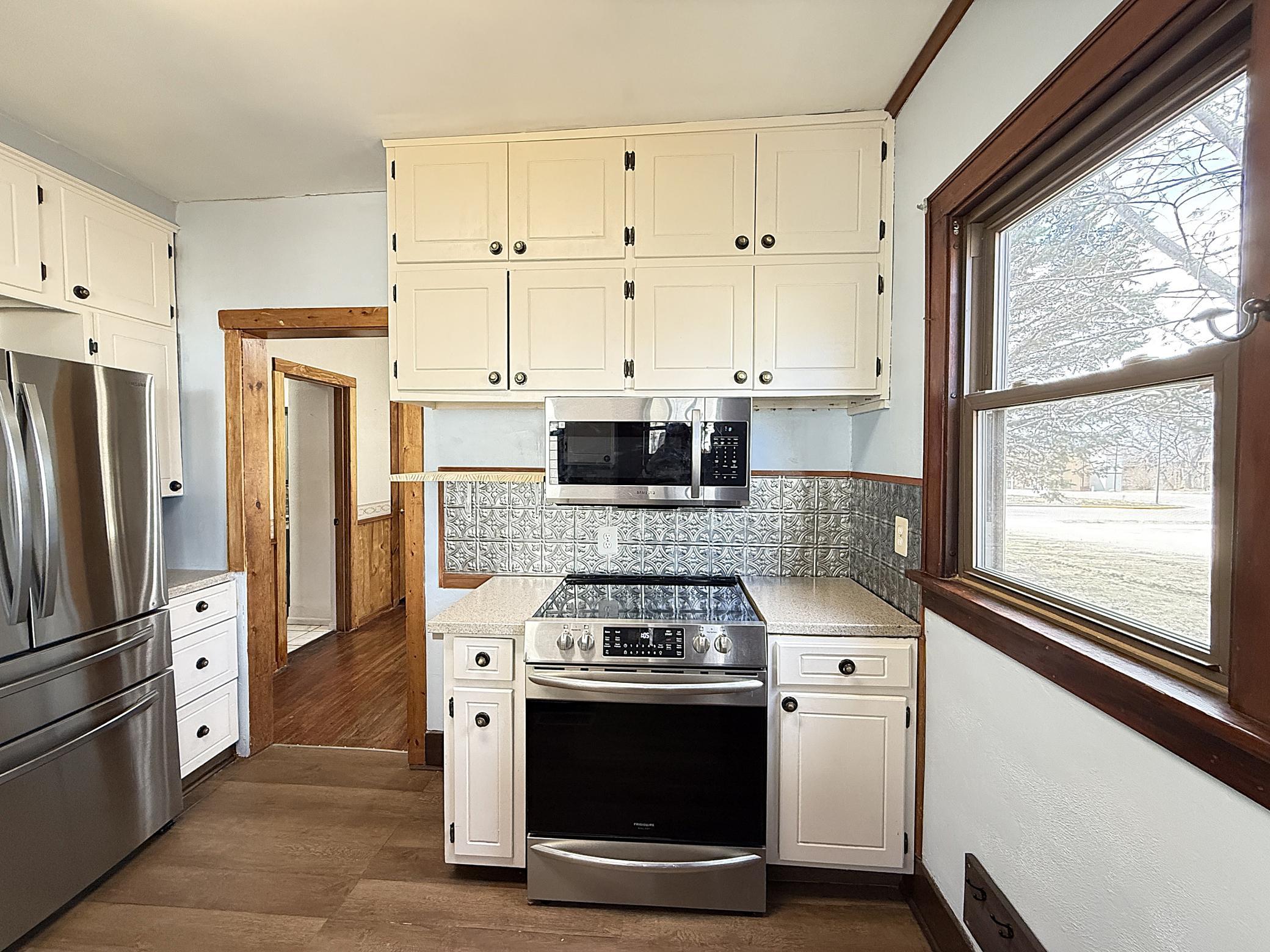 112 4th Street Nw Property Photo 4