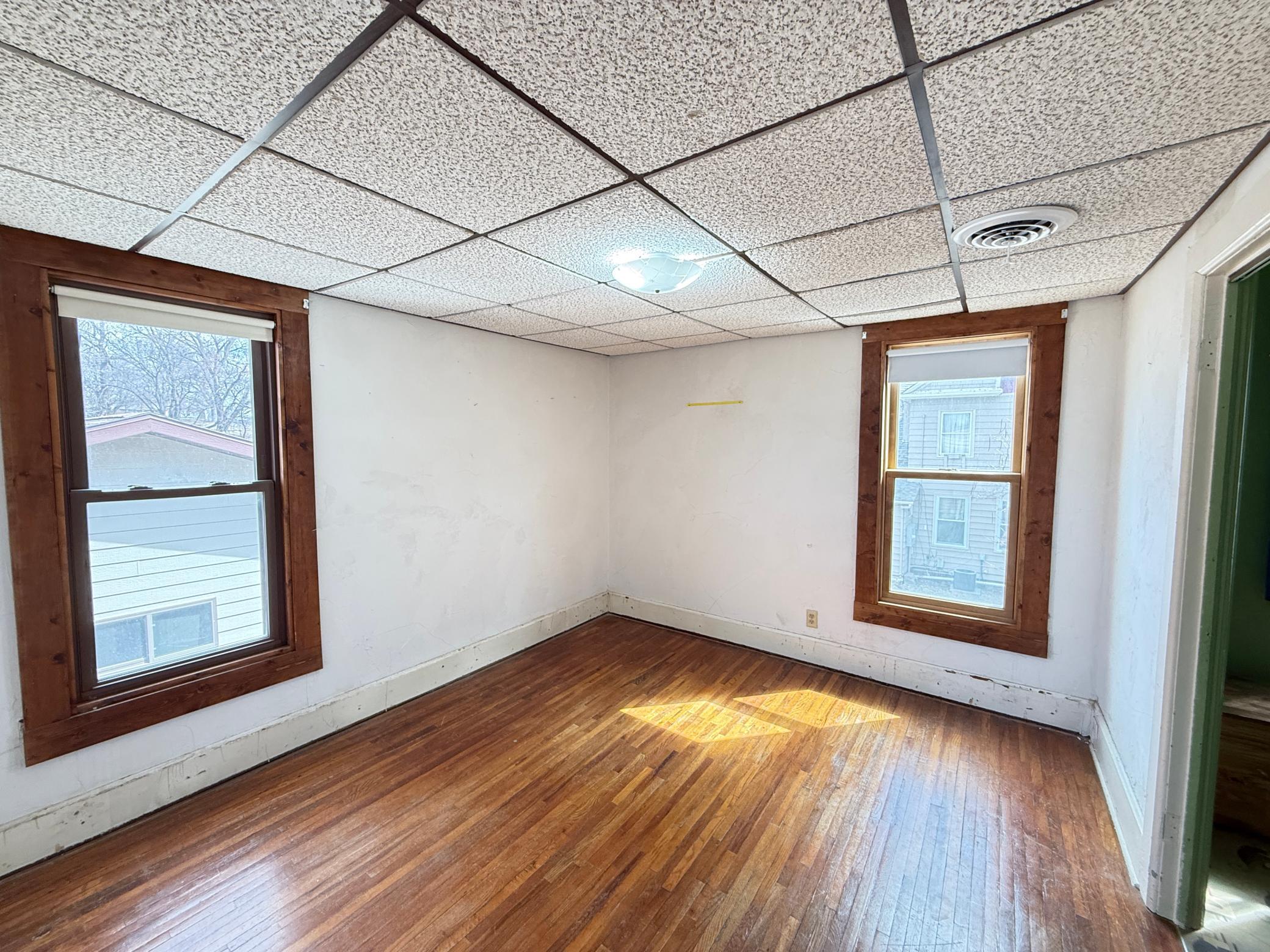112 4th Street Nw Property Photo 28