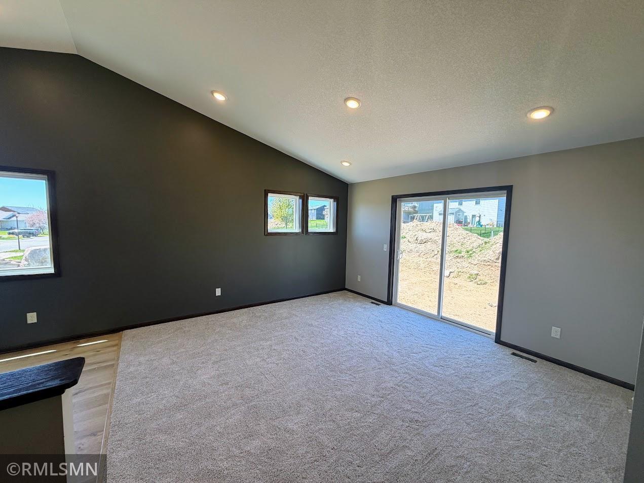 1661 Park View Lane Ne Property Photo 10