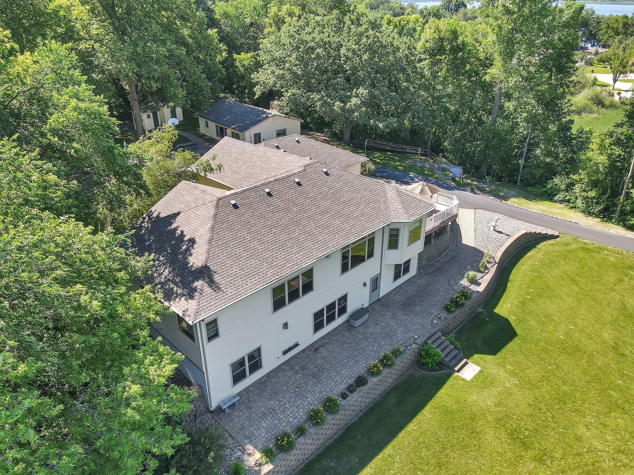 18559 Empire Trail Property Photo 8