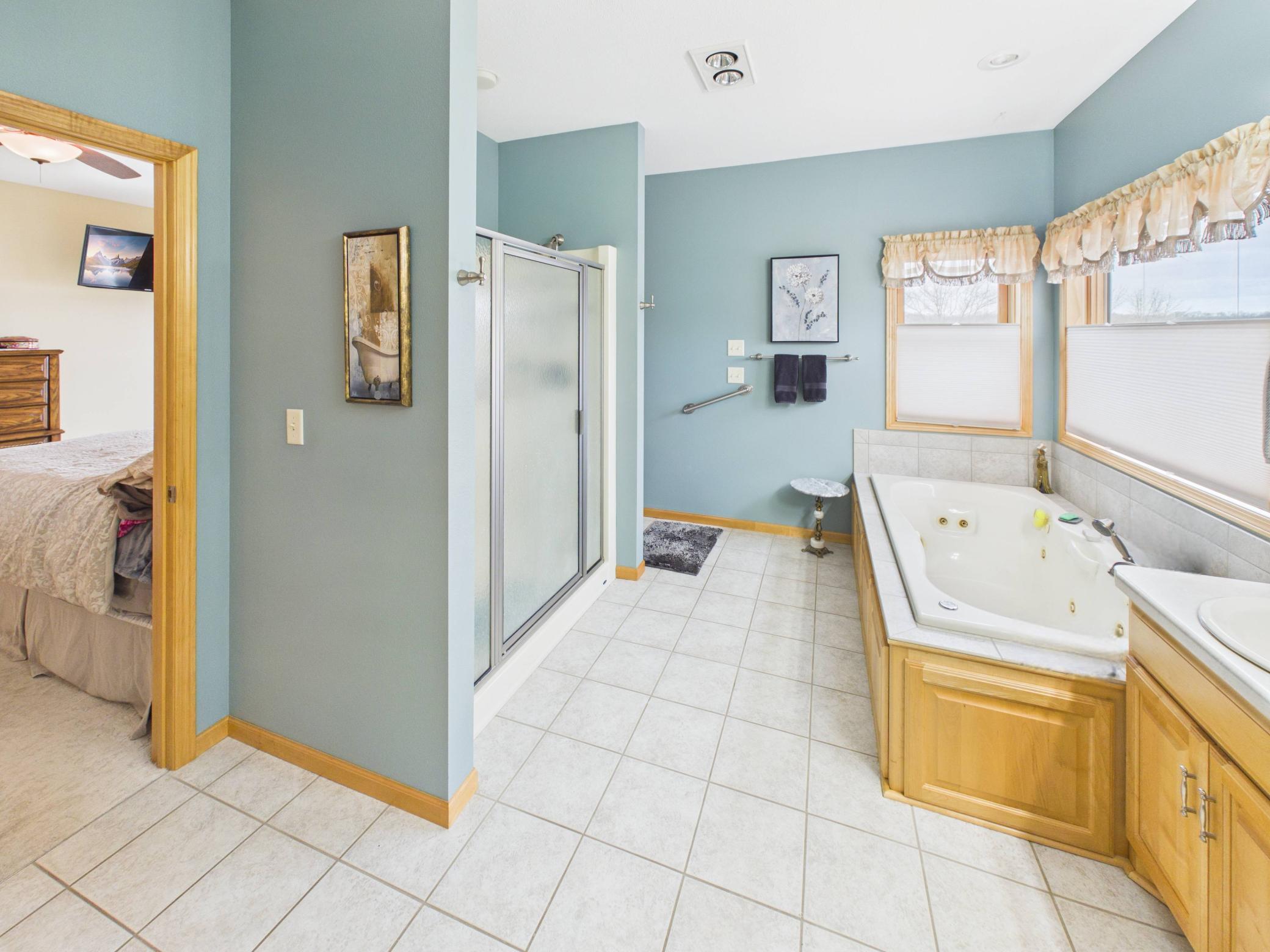 18559 Empire Trail Property Photo 32