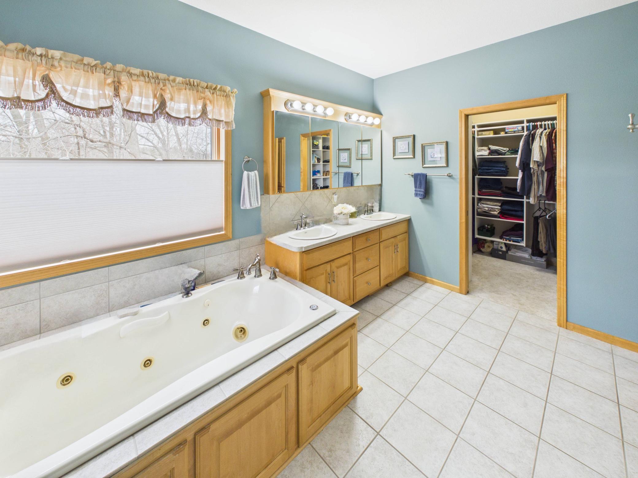 18559 Empire Trail Property Photo 33